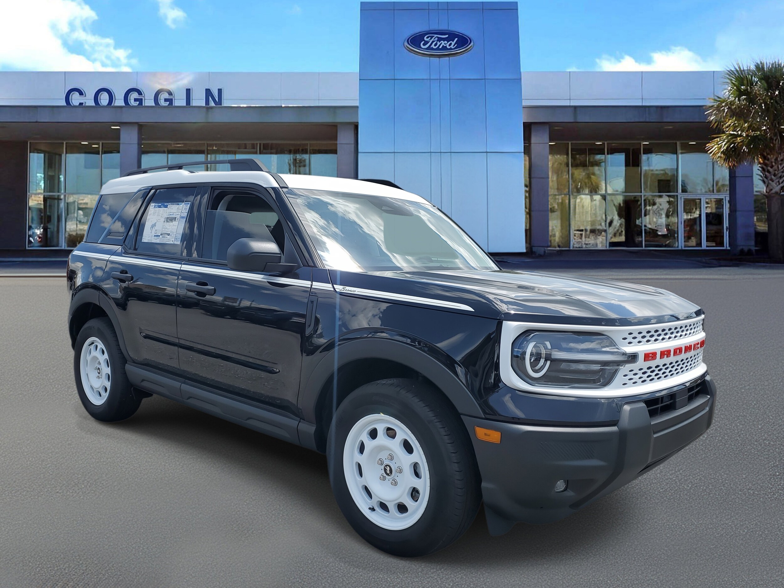 2025 Ford Bronco Sport Heritage photo 2