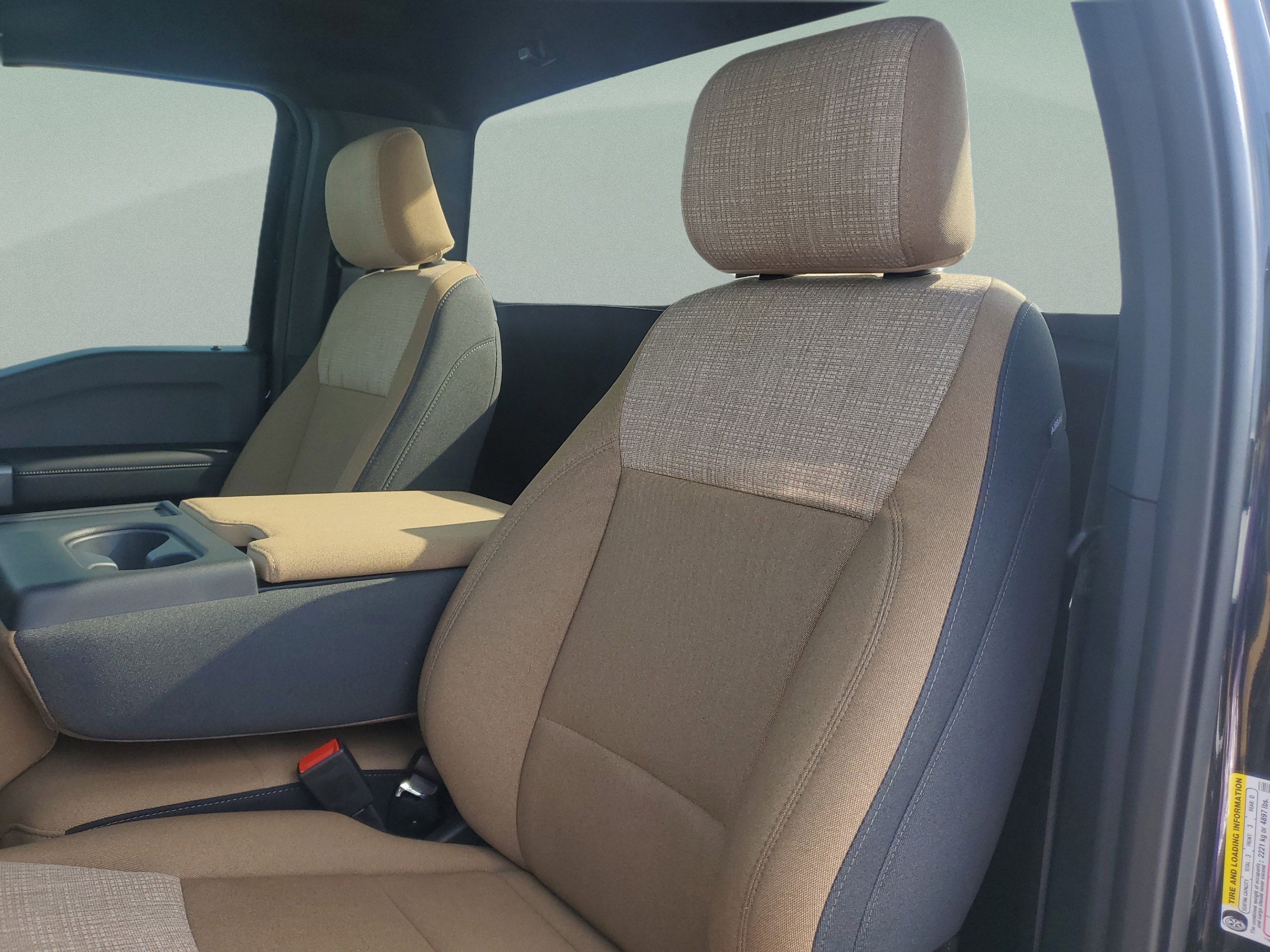 2025 Ford F-350 Super Duty XLT - Photo 12