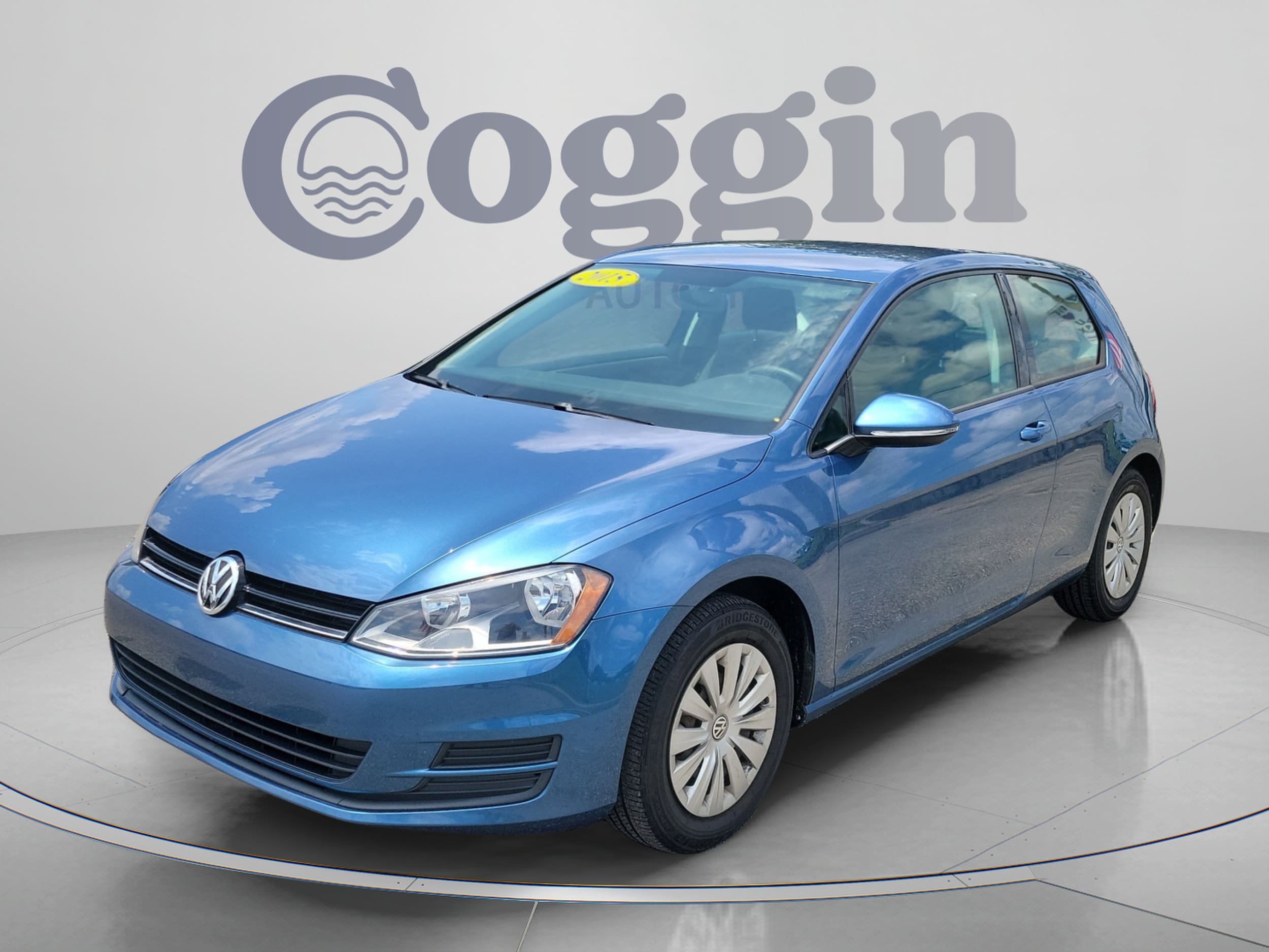2015 Volkswagen Golf TSI S 2-door PZEV's photo