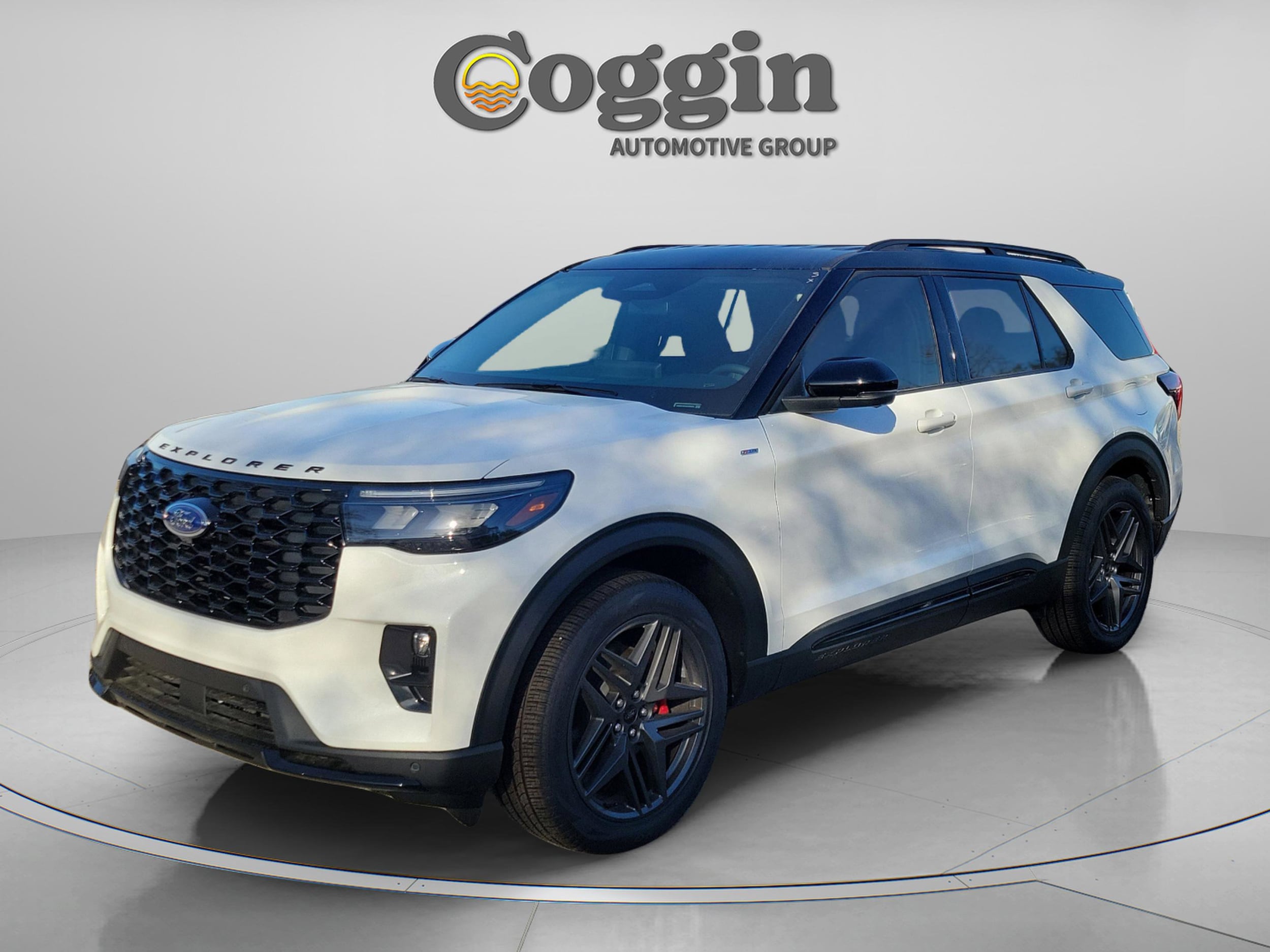 2025 Ford Explorer ST-LINE RWD (PL535)'s photo