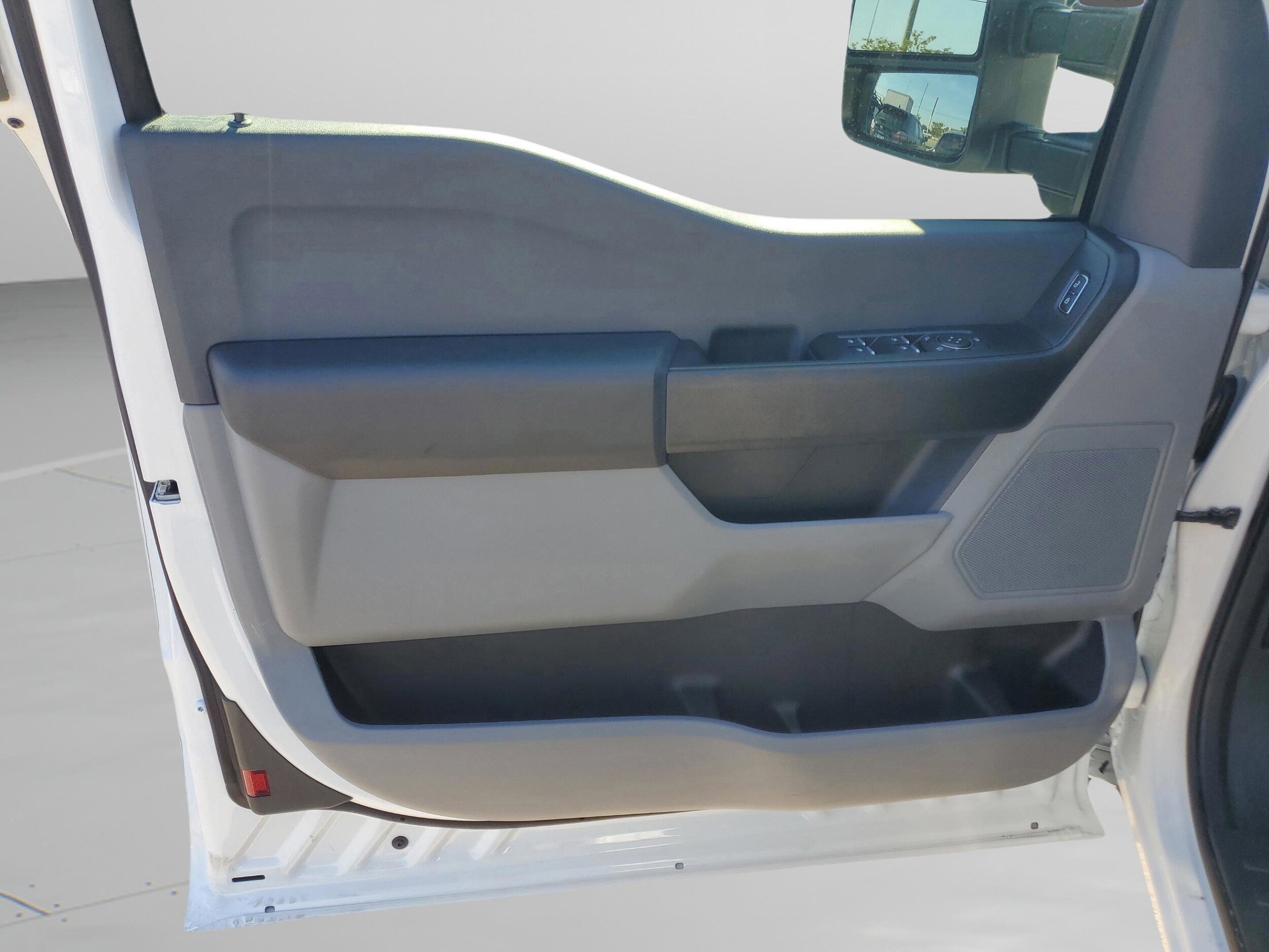 2025 Ford F-250 Super Duty XL - Photo 15