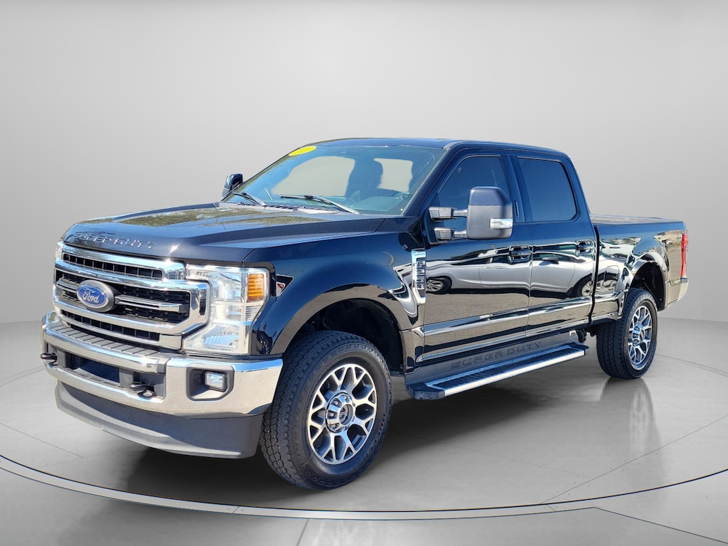 Used 2022 Ford Super Duty F-250 SRW LARIAT Truck Crew Cab