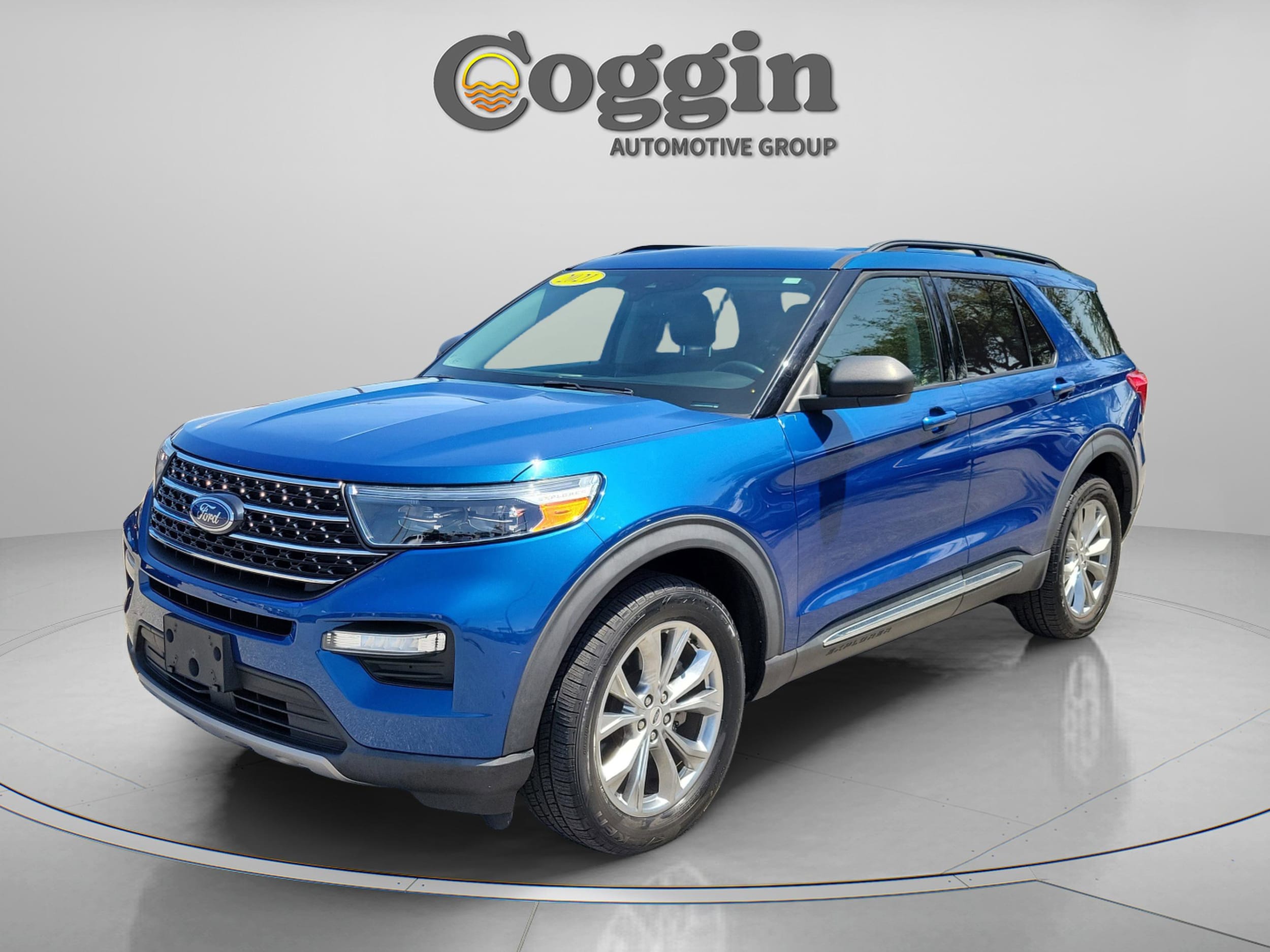 2021 Ford Explorer XLT 4WD's photo