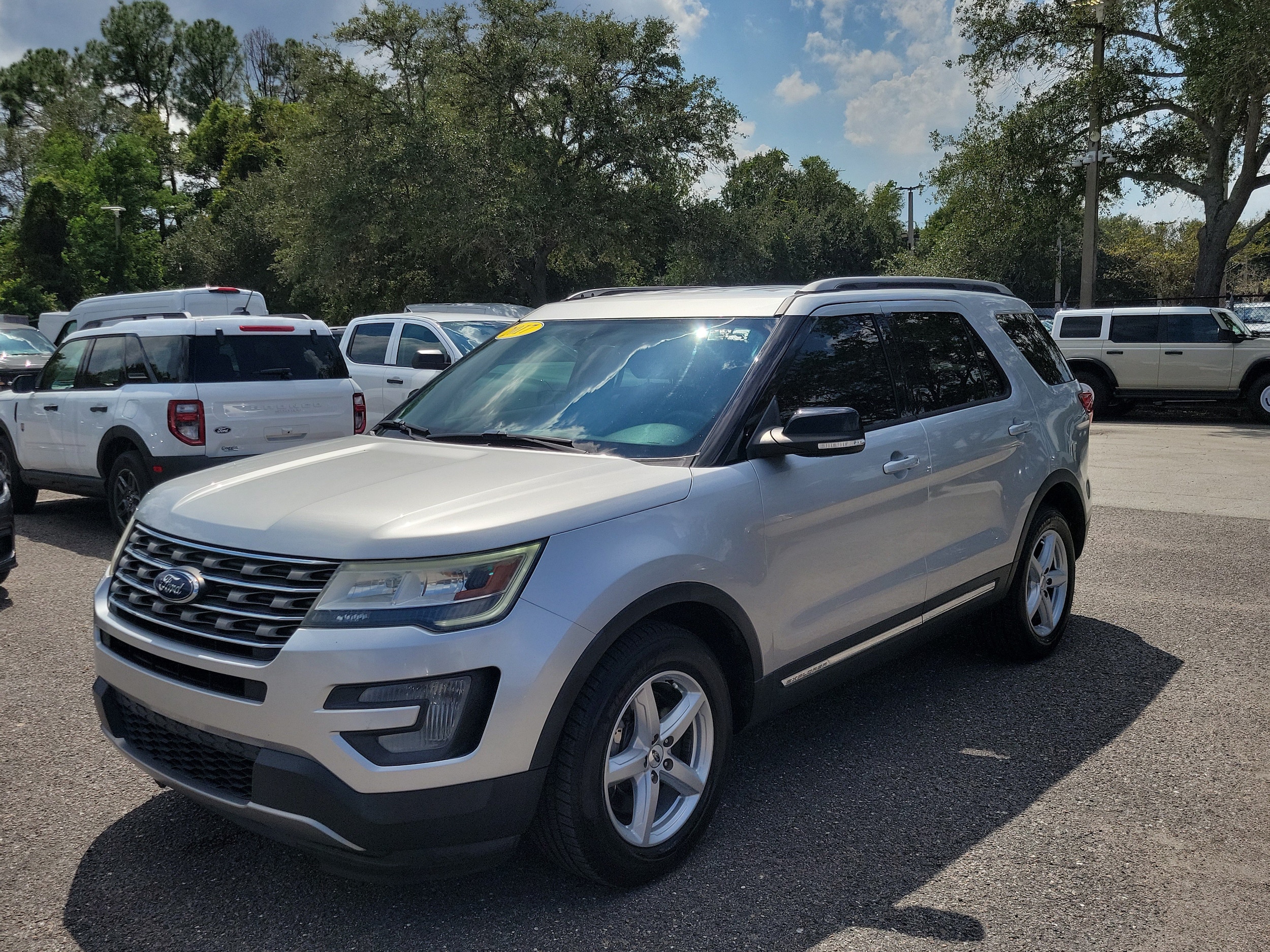 2017 Ford Explorer SUV 