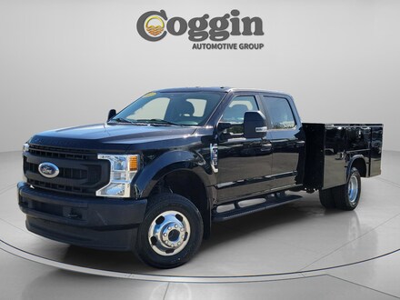 2022 Ford Super Duty F-350 DRW XL Truck Crew Cab