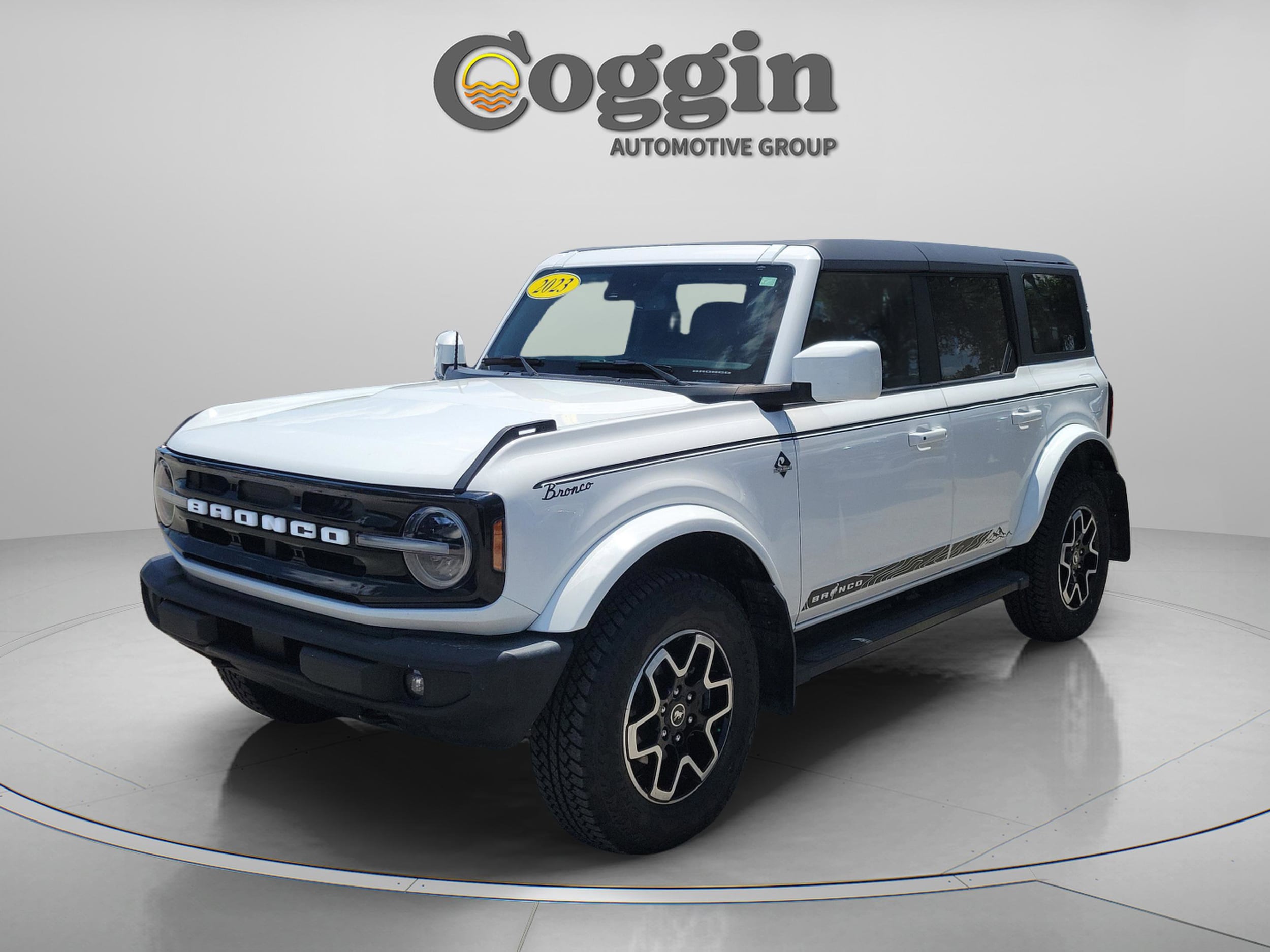 2023 Ford Bronco Outer Banks 4x4's photo