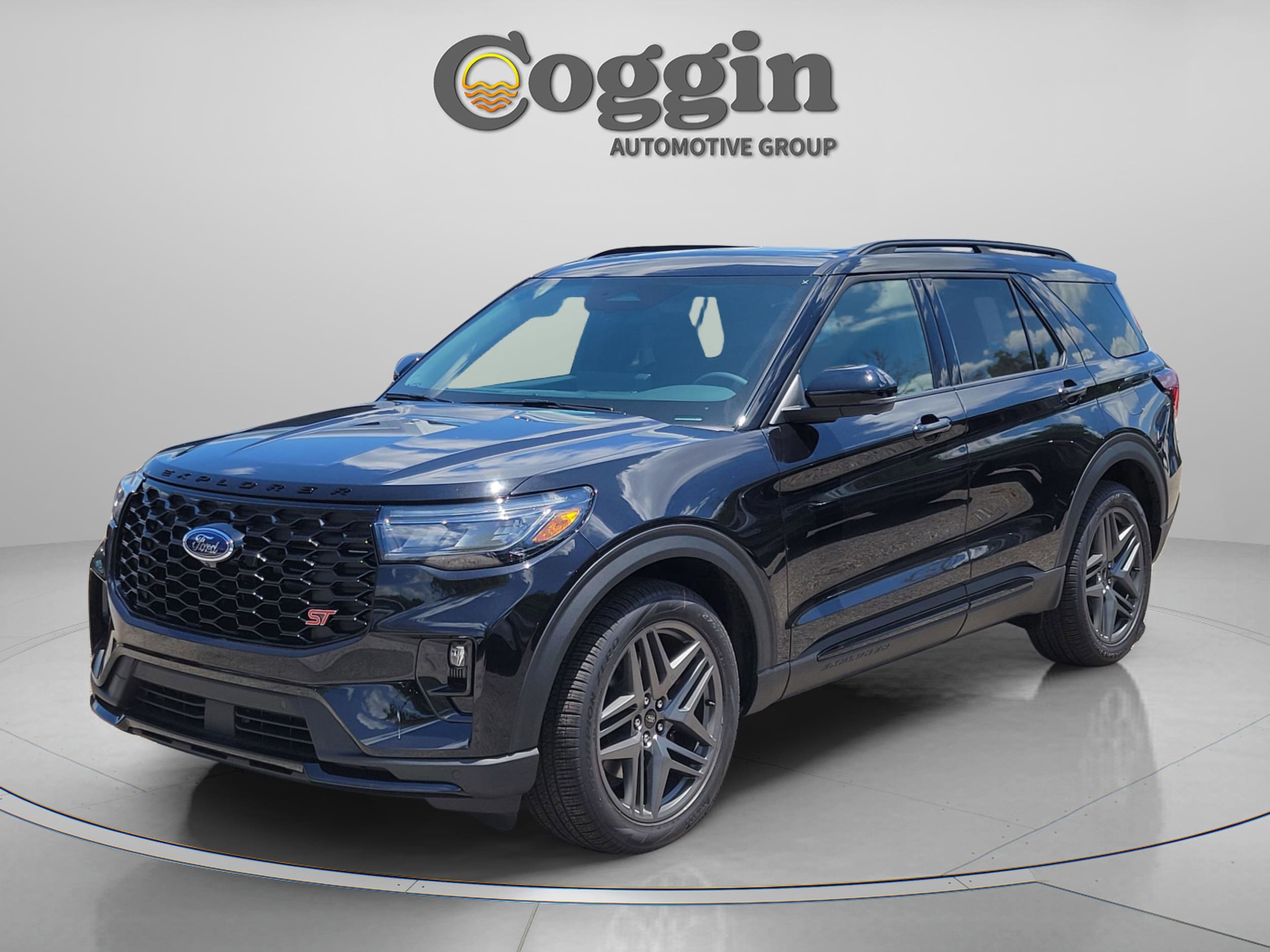 2026 Ford Explorer ST's photo