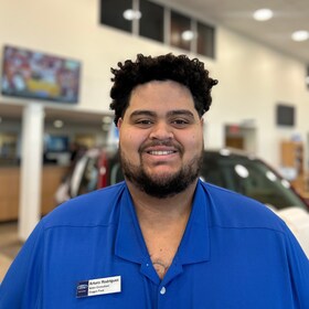 Staff member Arturo Rodriguez from ID_f56ef912f26e