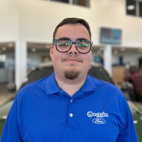 Staff member Kevin Bair from ID_072079e543b7