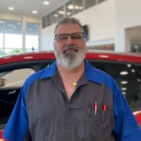 Staff member Joe Rothwell from ID_020fb3baa971