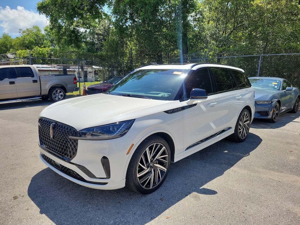 Used 2025 Lincoln Aviator Black Label SUV