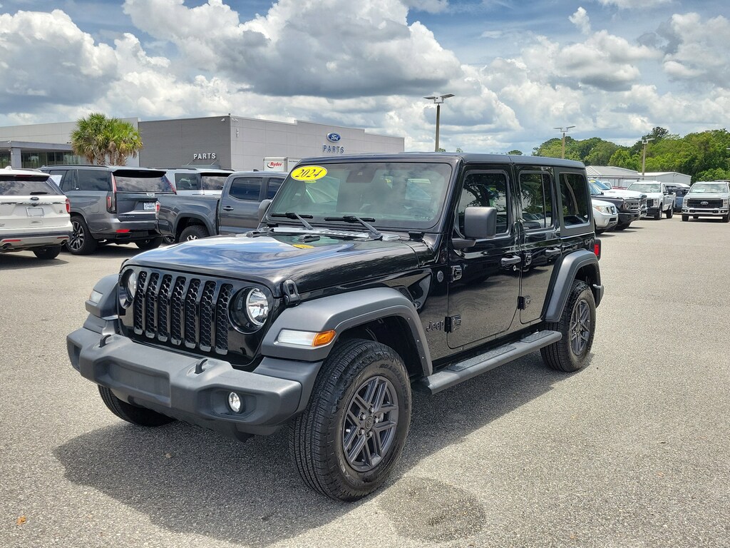 Used 2024 Jeep Wrangler Sport S SUV