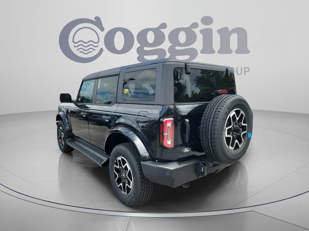 New 2026 Ford Bronco Outer Banks SUV