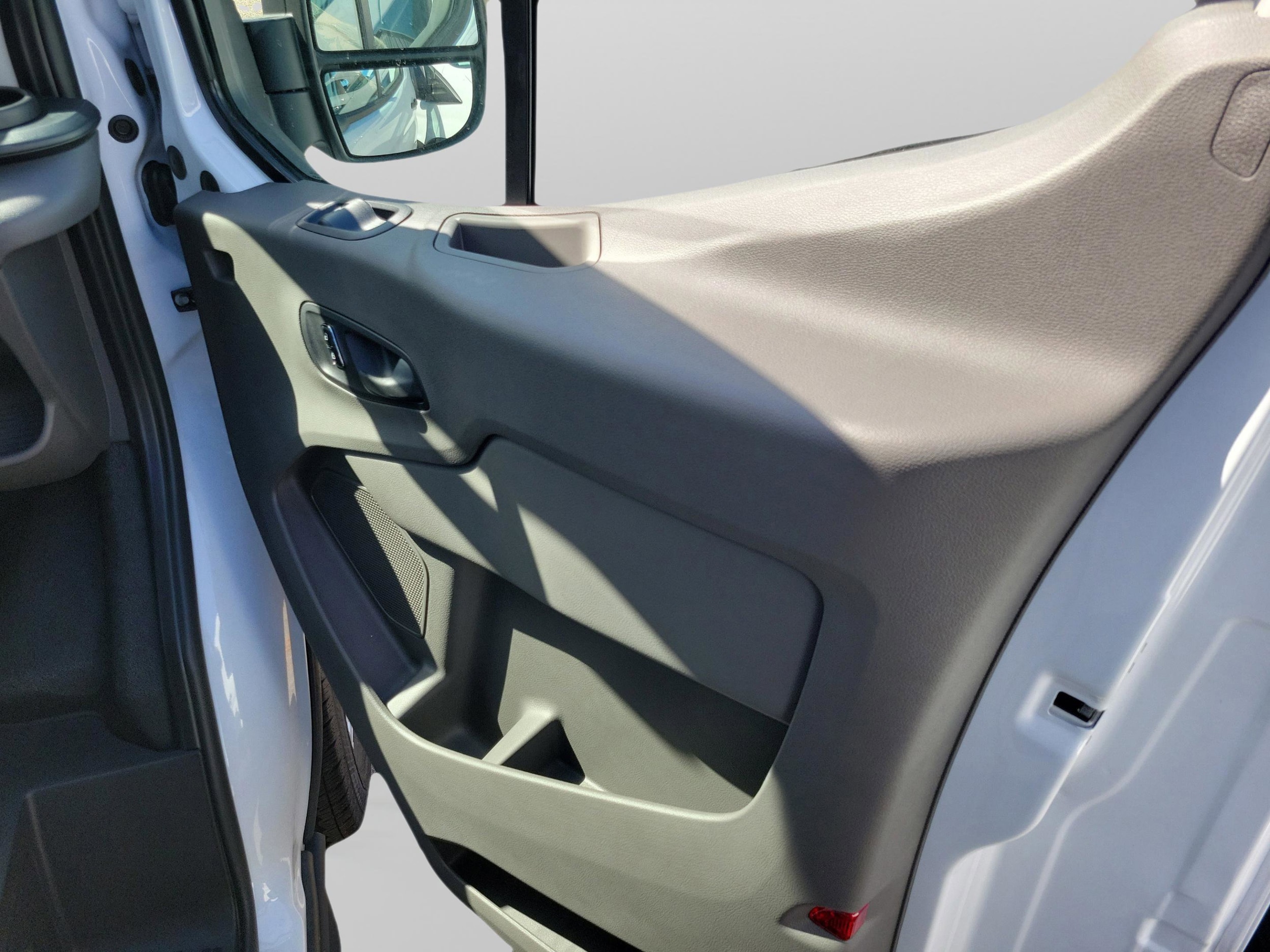 2025 Ford Transit Van Base - Photo 29