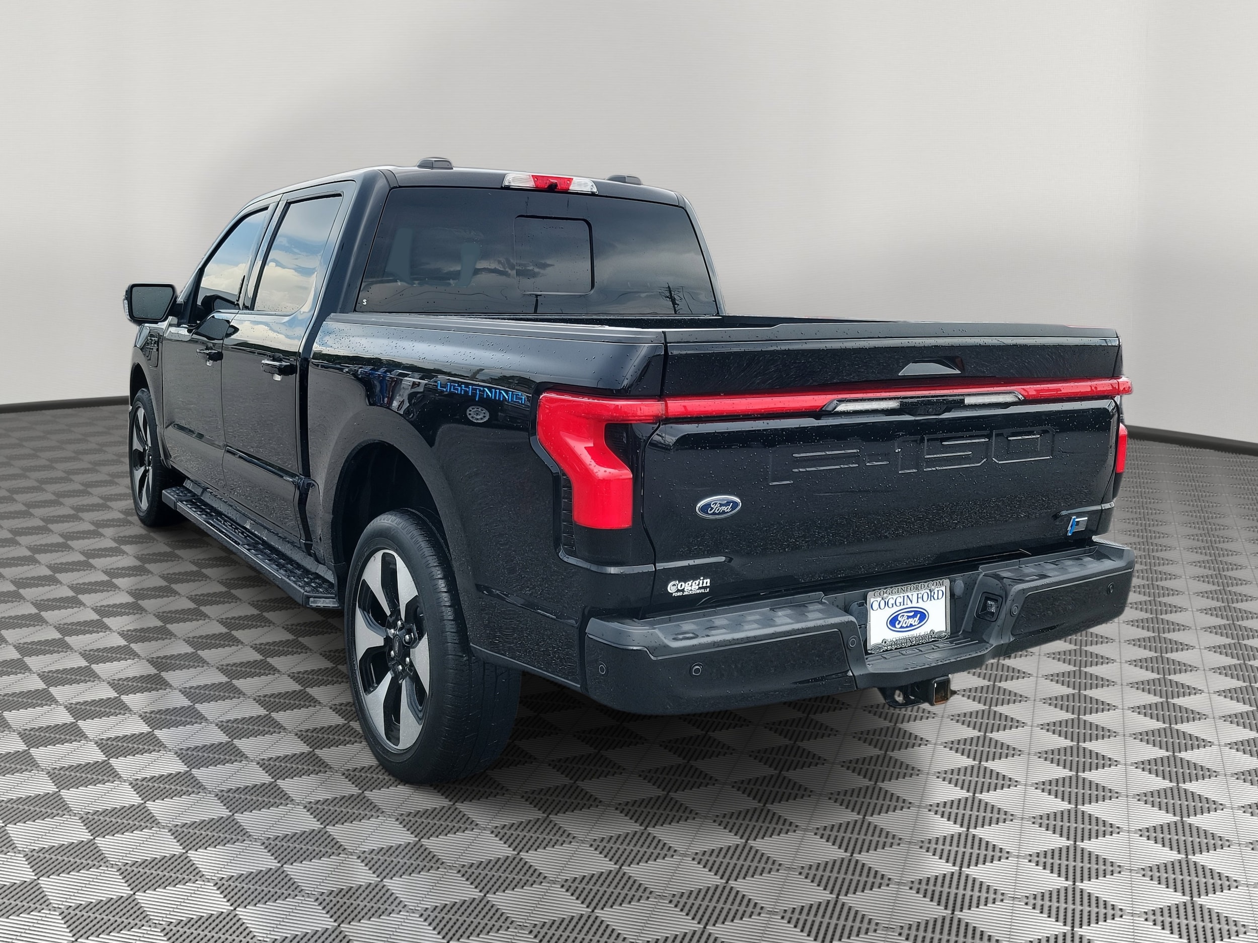 Certified 2022 Ford F-150 Lightning Platinum with VIN 1FT6W1EV1NWG12859 for sale in Jacksonville, FL