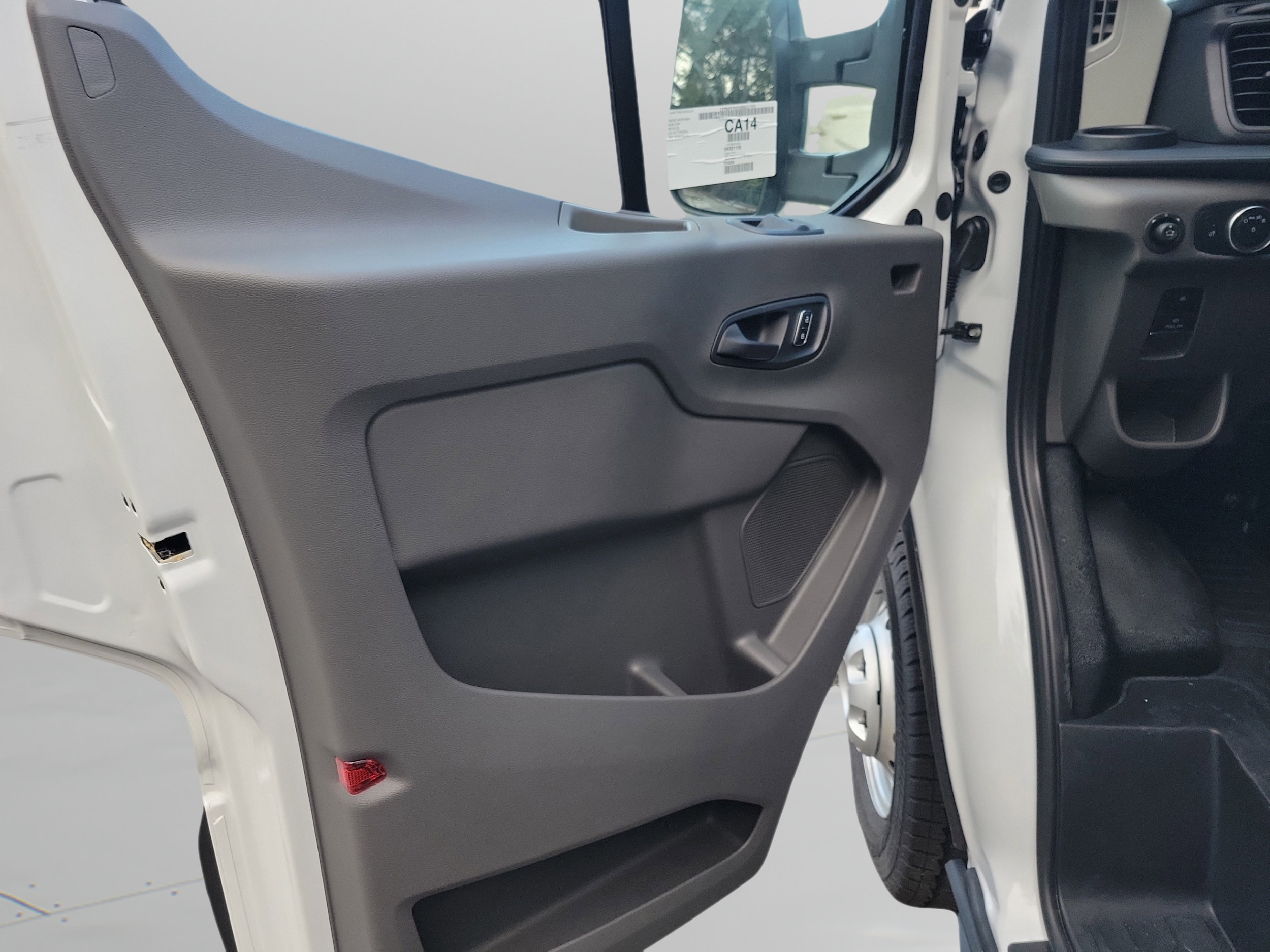 2025 Ford Transit Van Base - Photo 7