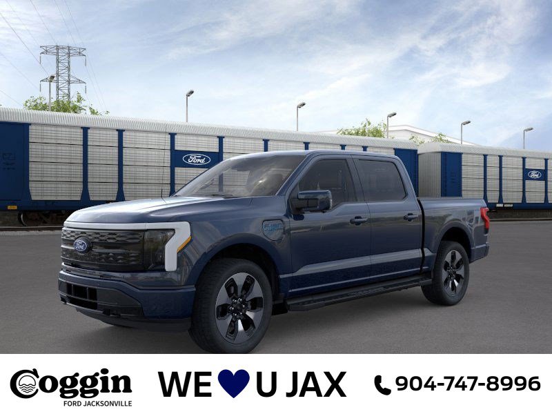 2025 Ford F-150 Lightning Platinum's photo
