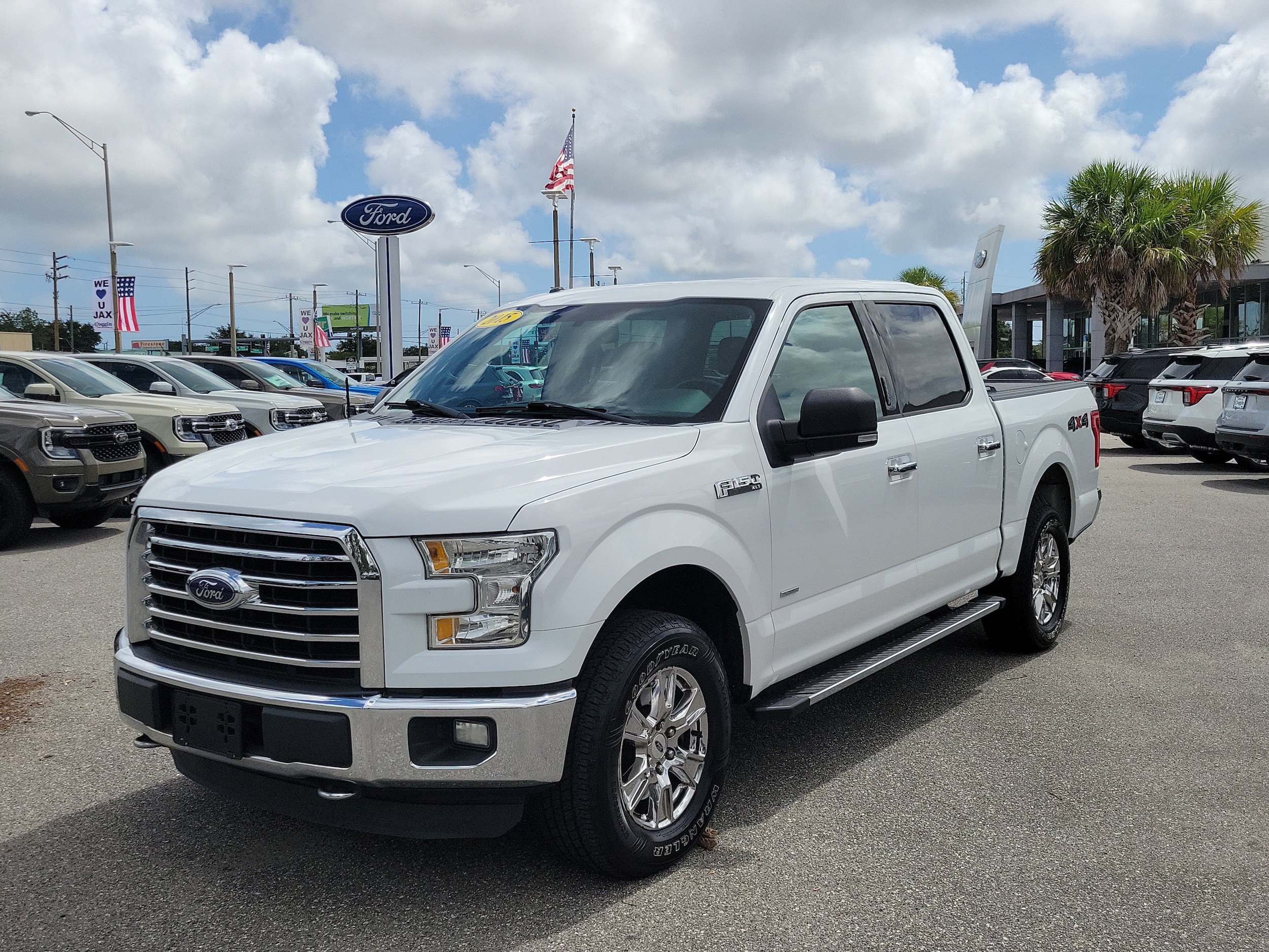 2015 Ford F-150 Truck SuperCrew Cab 