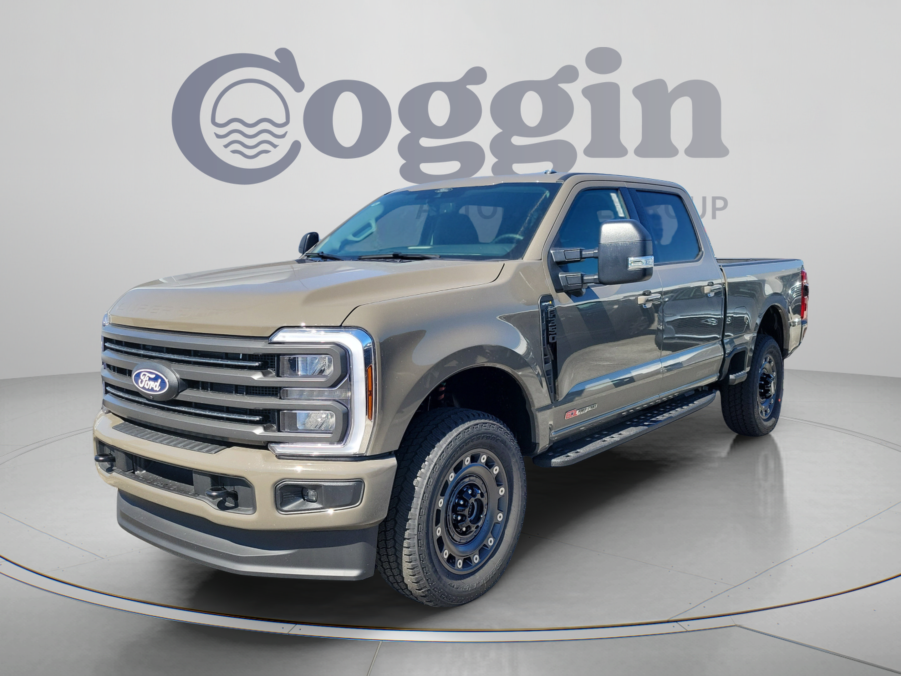 2027 Ford F-350 XLT Truck Crew Cab
