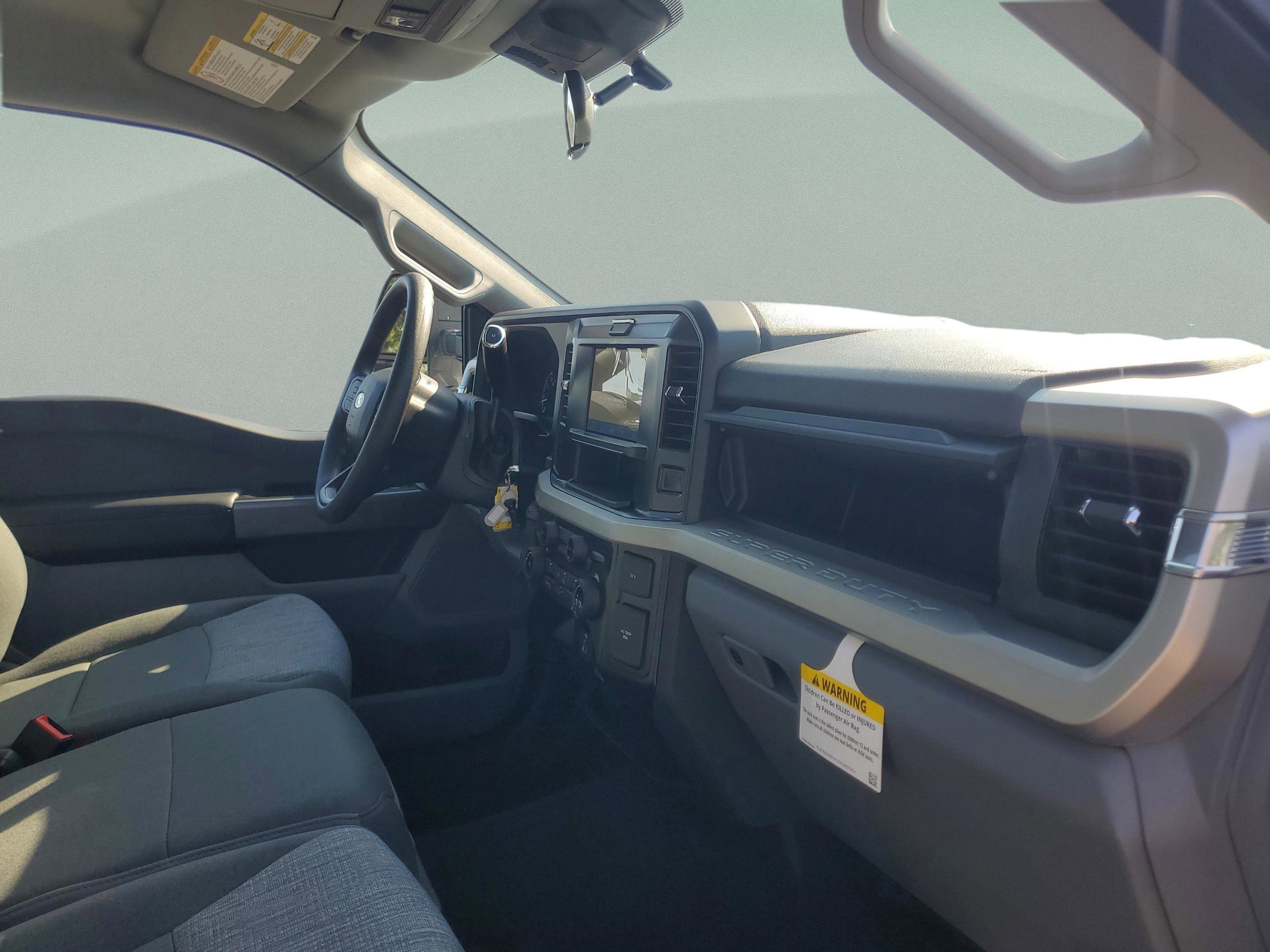 2025 Ford F-350 Super Duty XLT - Photo 10