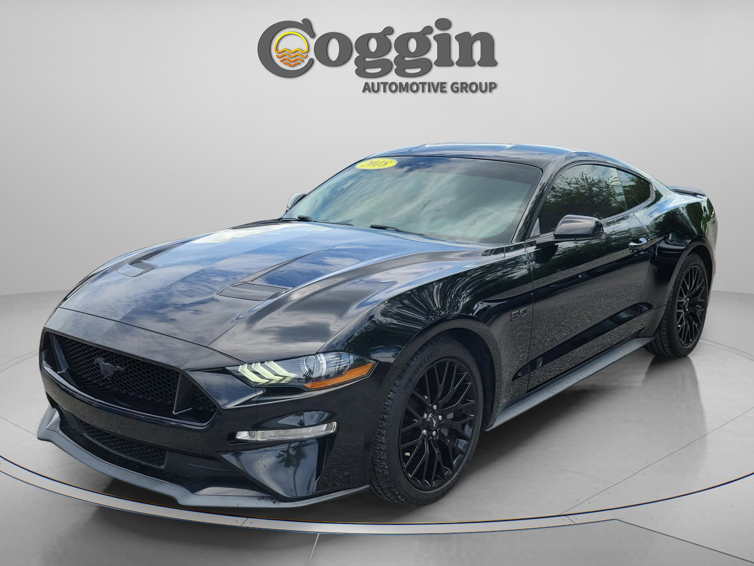 2018 Ford Mustang GT Coupe's photo