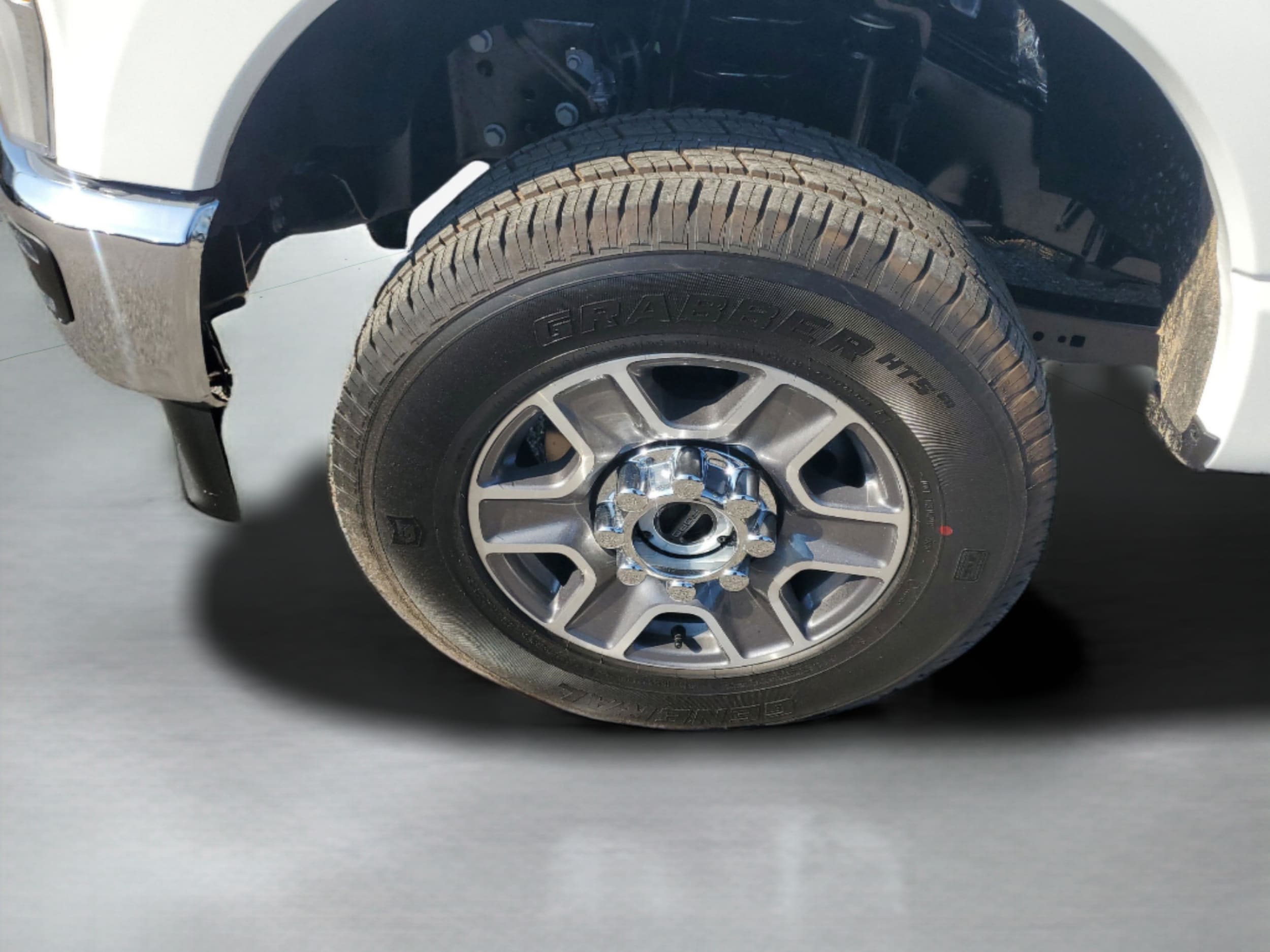 2025 Ford F-350 Super Duty XLT - Photo 32