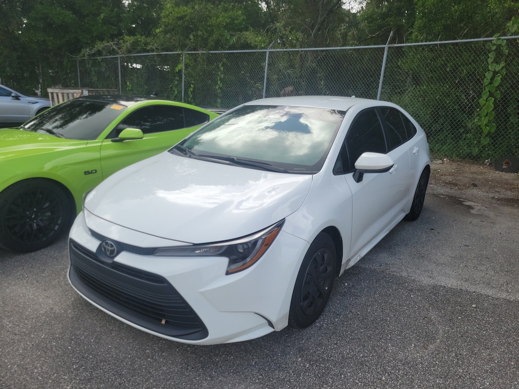 Used 2023 Toyota Corolla LE Sedan