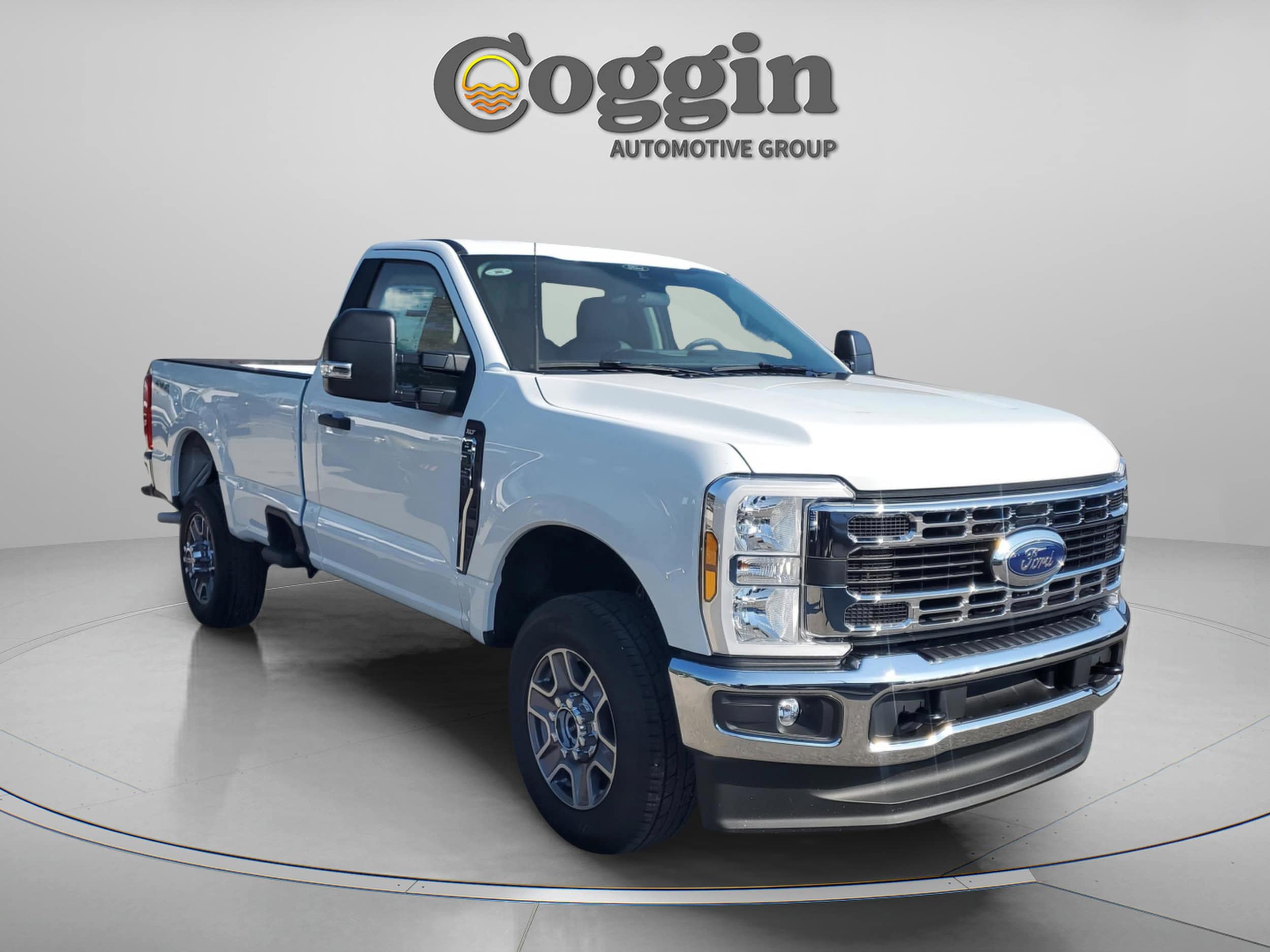 2025 Ford F-350 Super Duty XLT - Photo 7