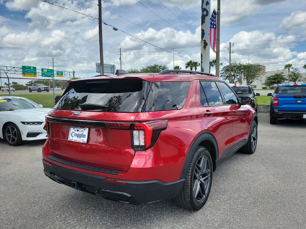 Certified 2025 Ford Explorer ST-Line SUV