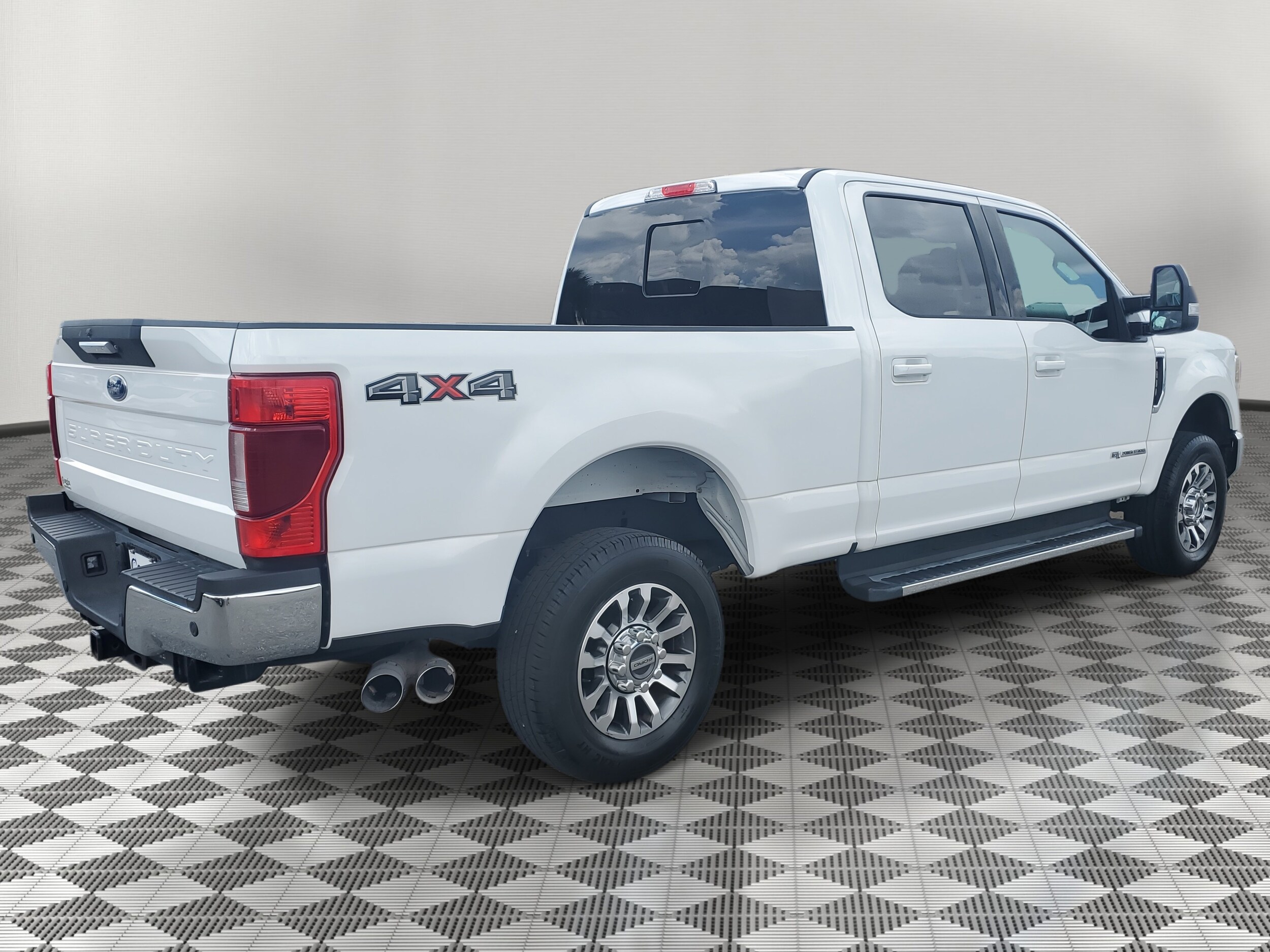 2021 Ford F-250 Lariat photo 3