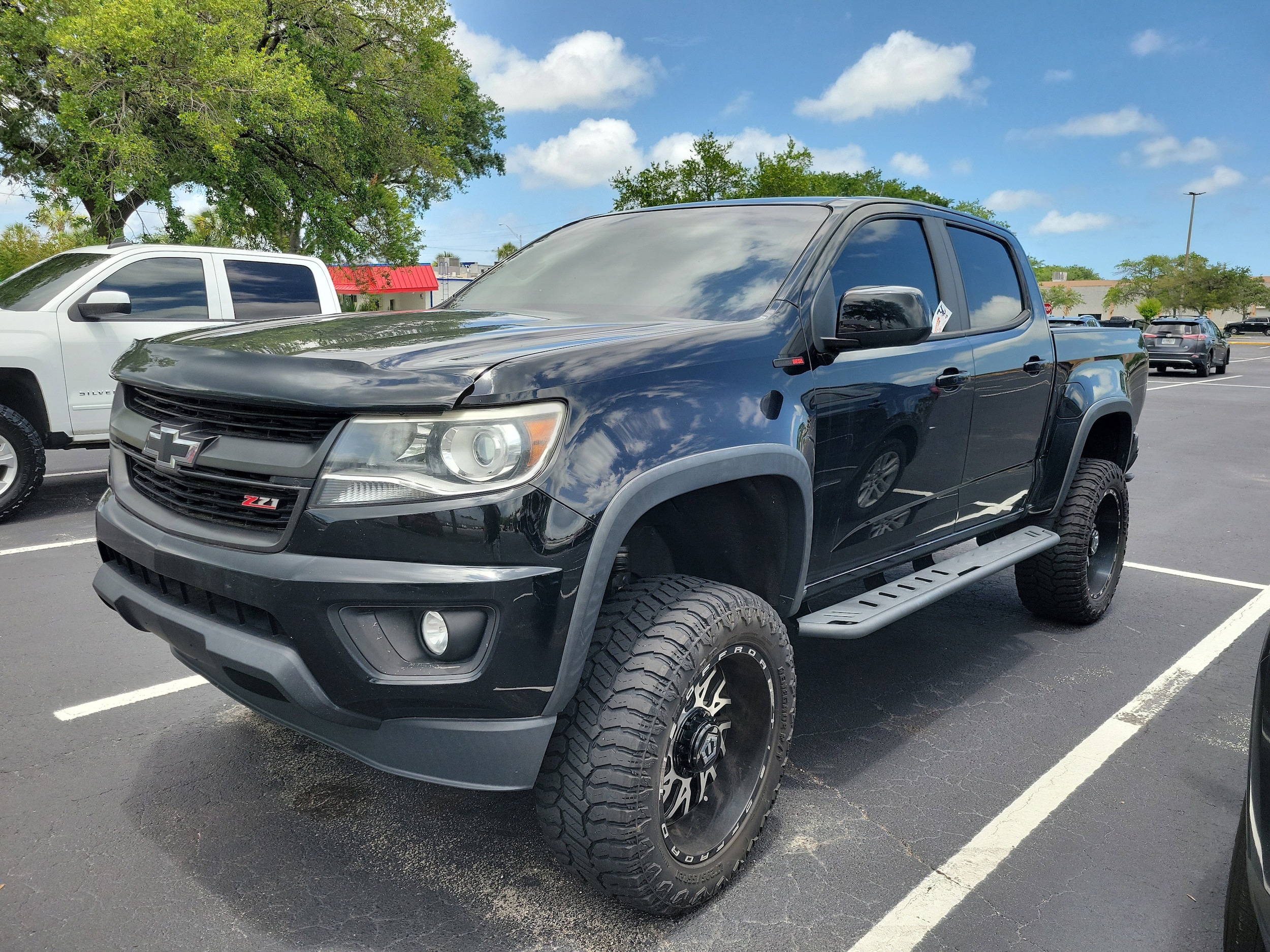 2016 Chevrolet Colorado 4WD Z71 Crew Cab Short Box's photo