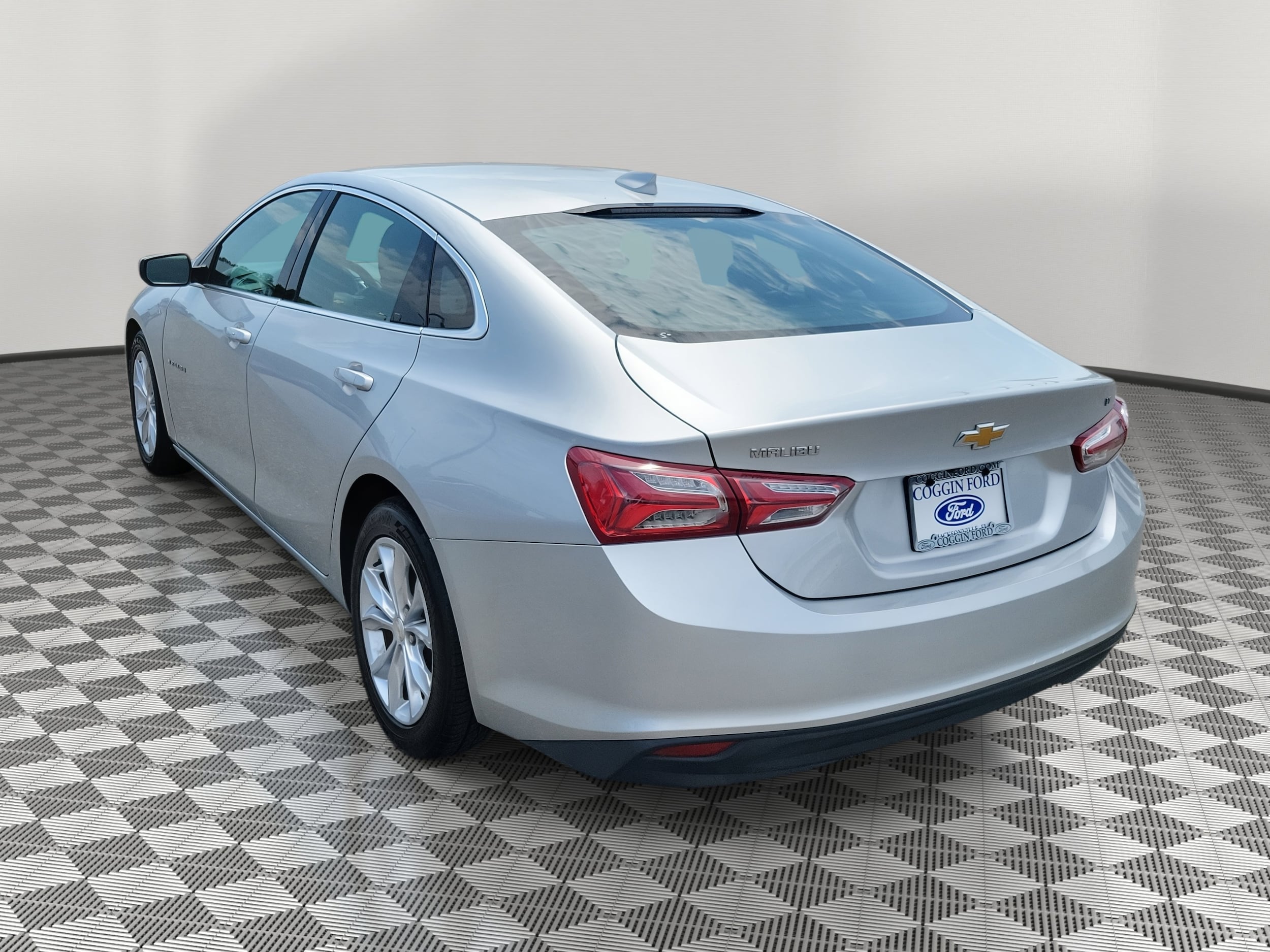Used 2022 Chevrolet Malibu 1LT with VIN 1G1ZD5ST1NF115896 for sale in Jacksonville, FL