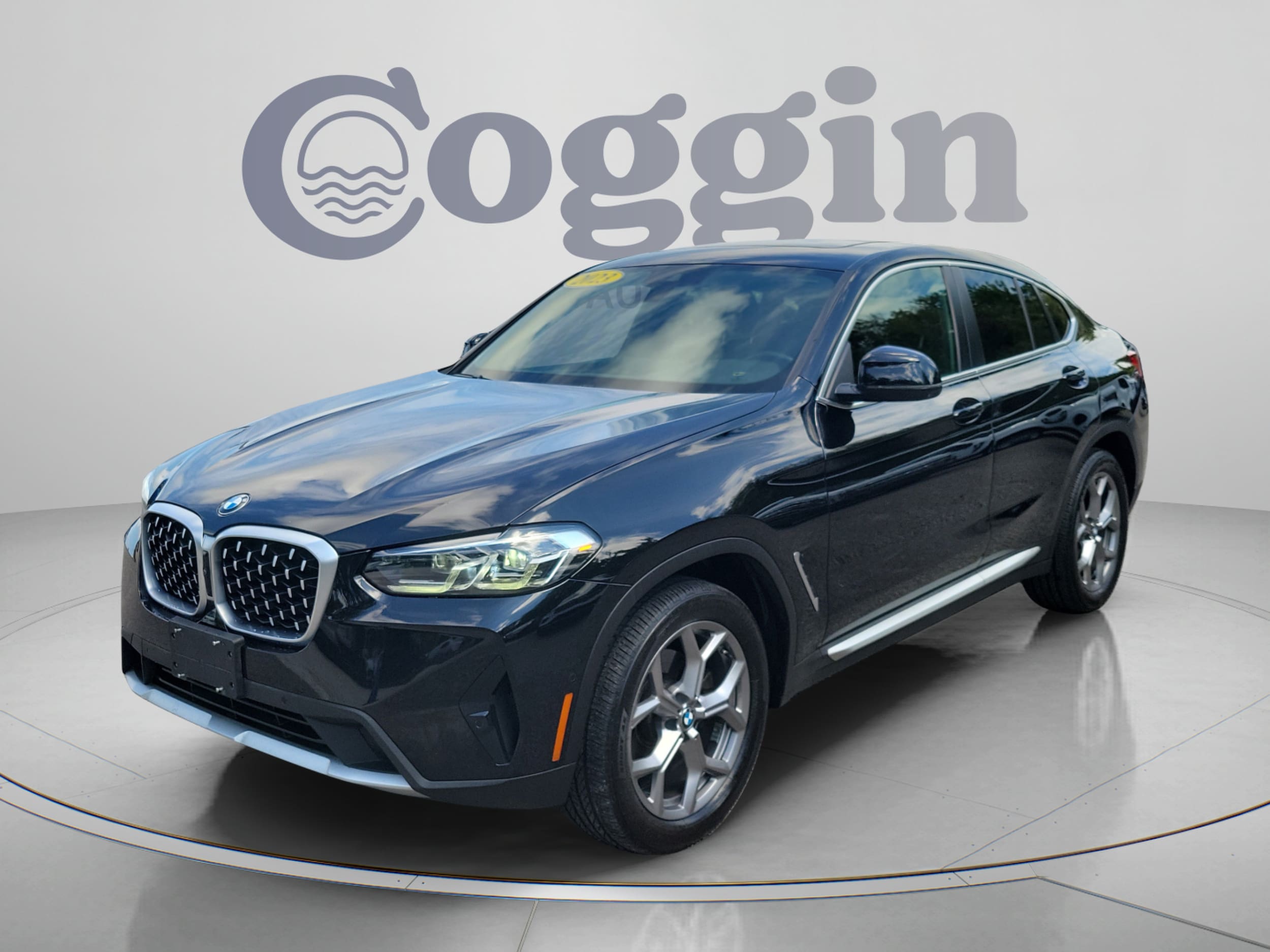2023 BMW X4