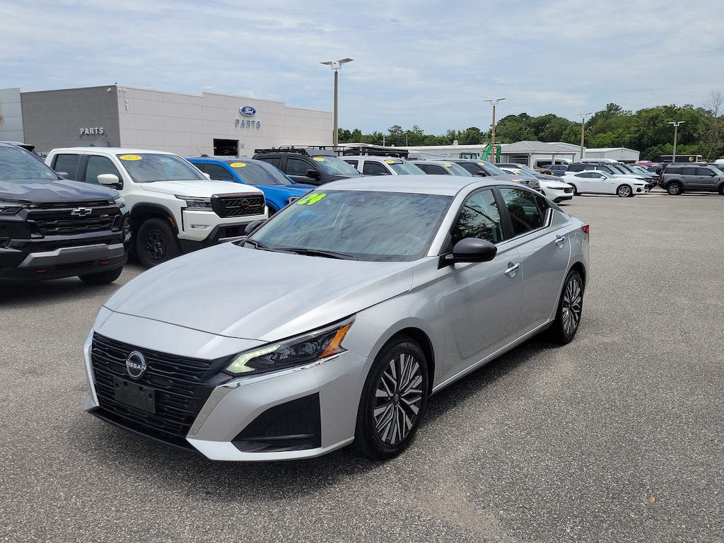 Certified 2024 Nissan Altima 2.5 SV Sedan