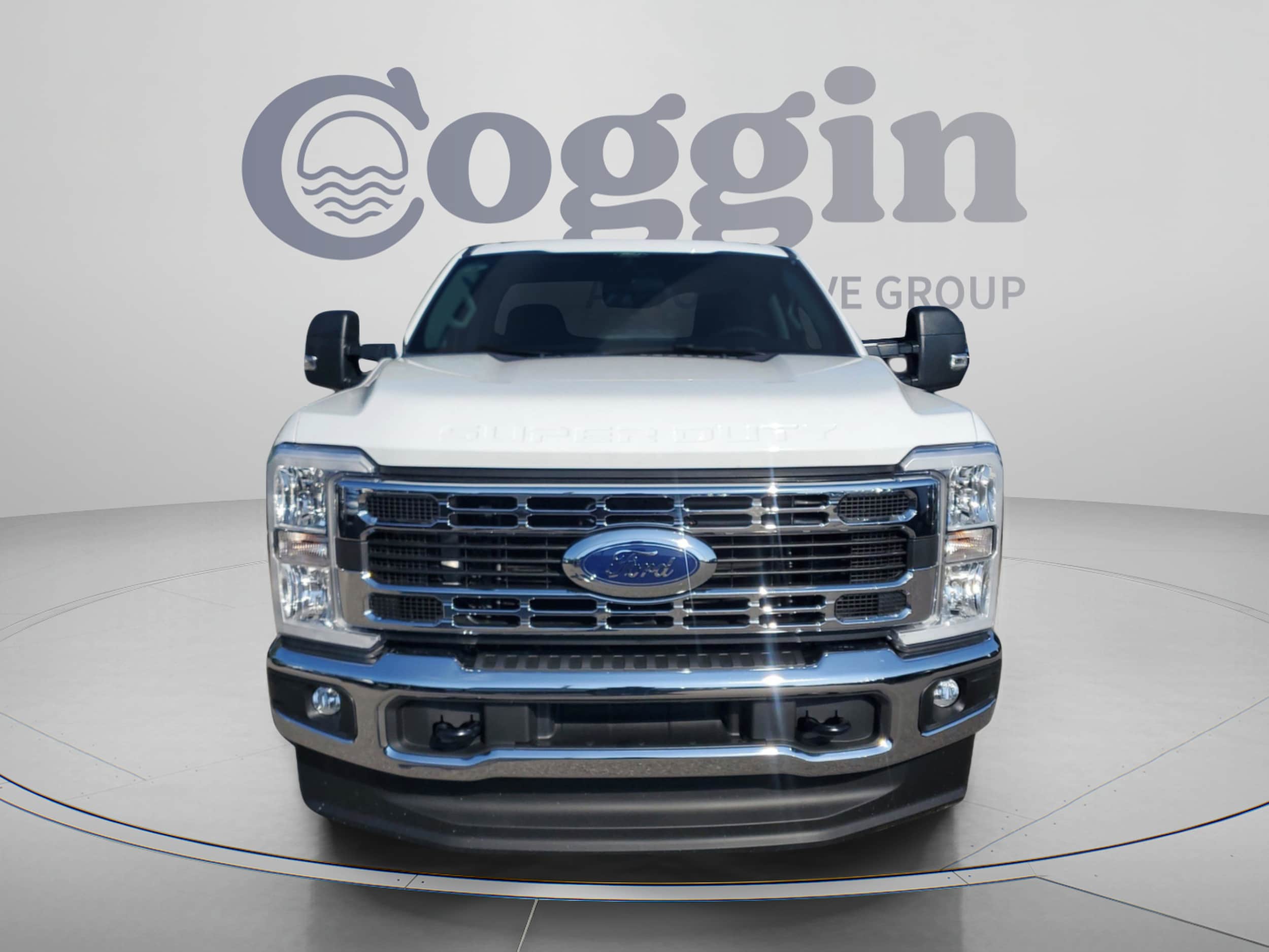 2025 Ford F-350 Super Duty XLT - Photo 8