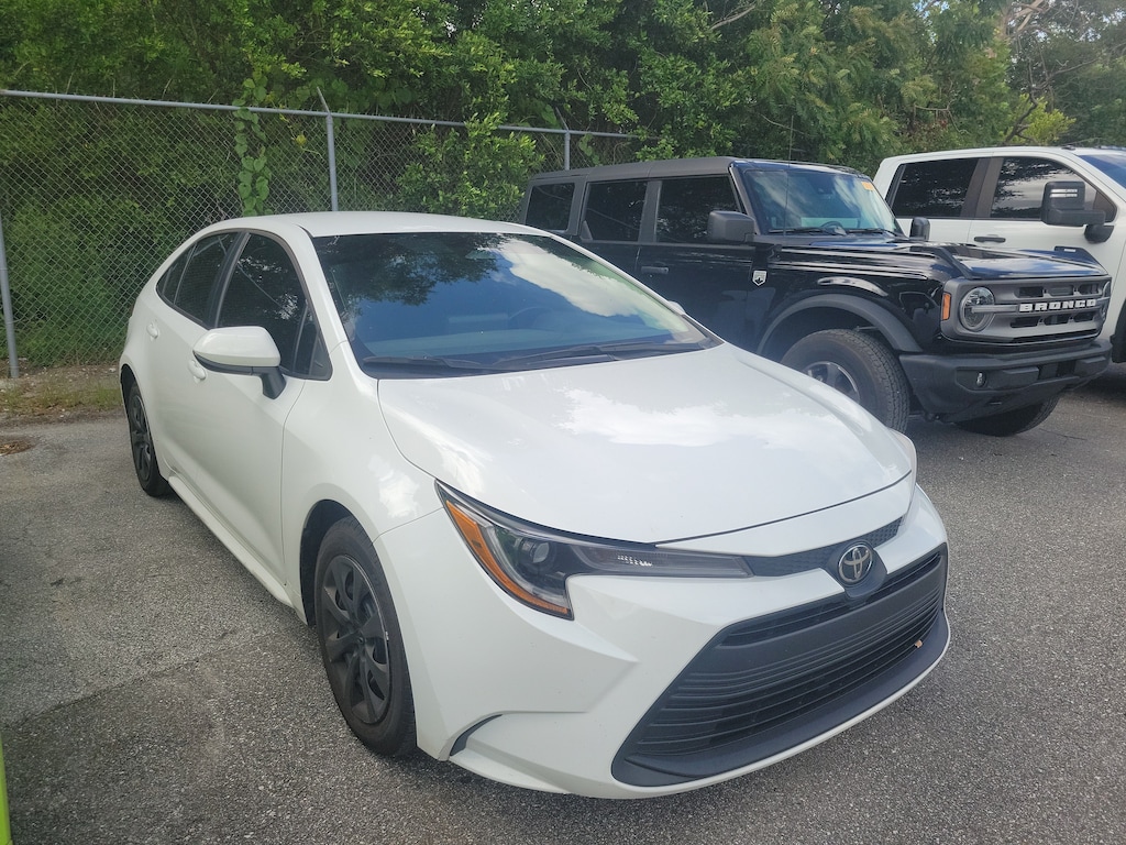 Used 2023 Toyota Corolla LE Sedan