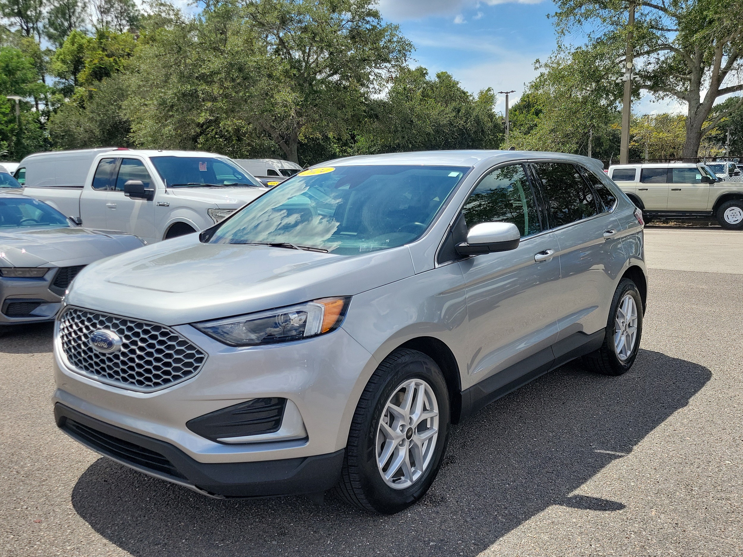 2024 Ford Edge SUV 