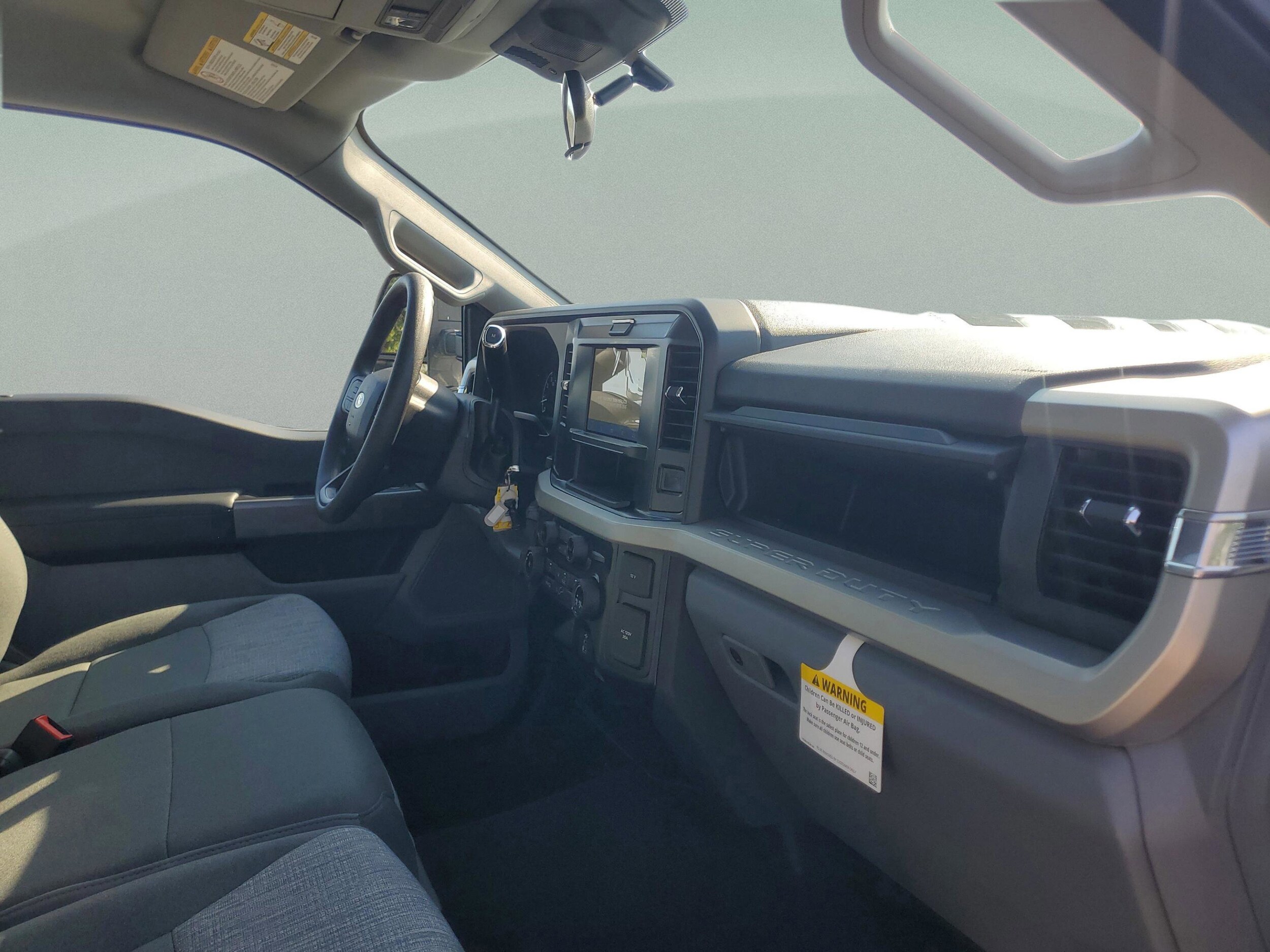 2025 Ford F-350 Super Duty XLT - Photo 10