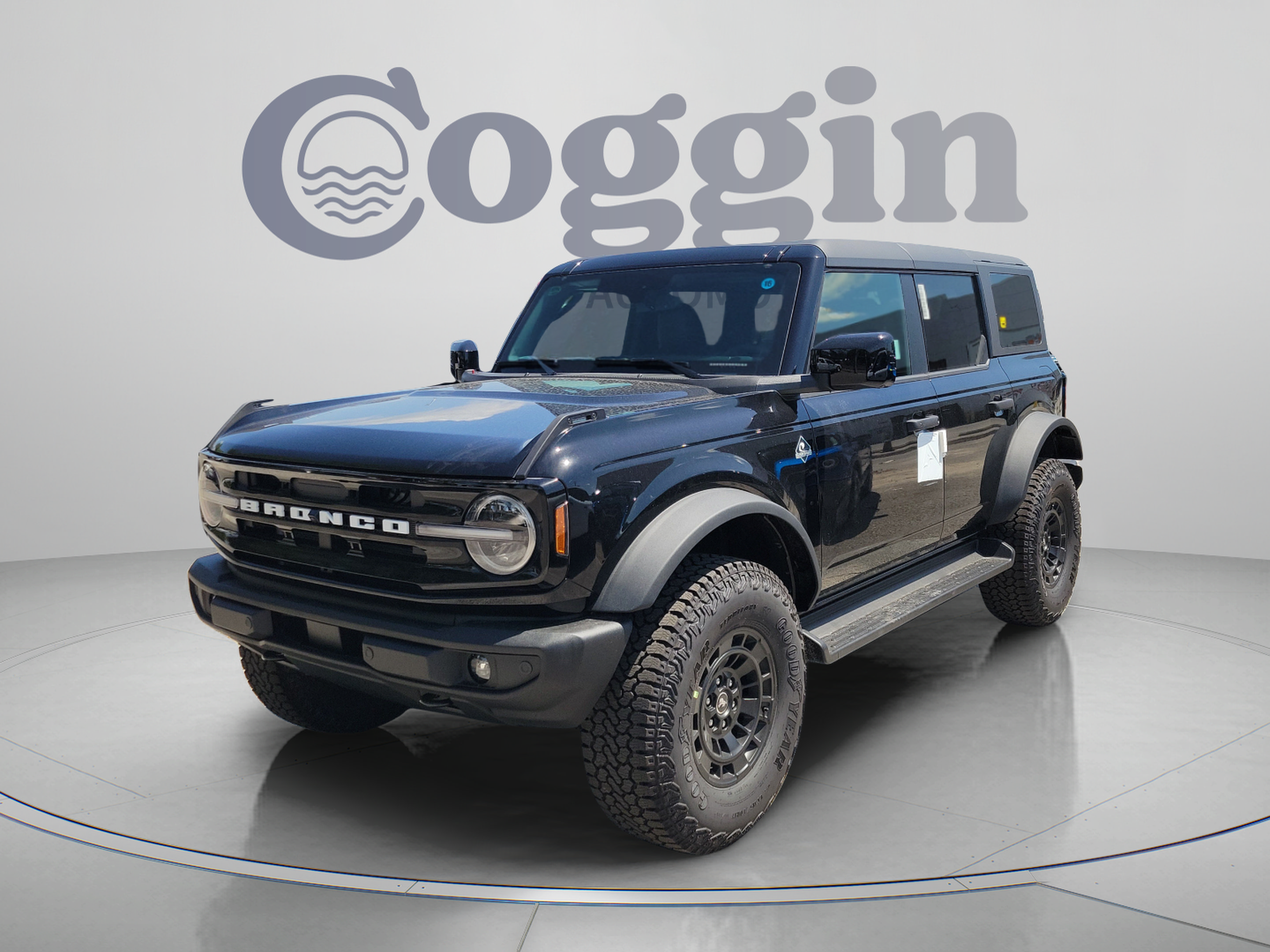 2026 Ford Bronco Outer Banks SUV