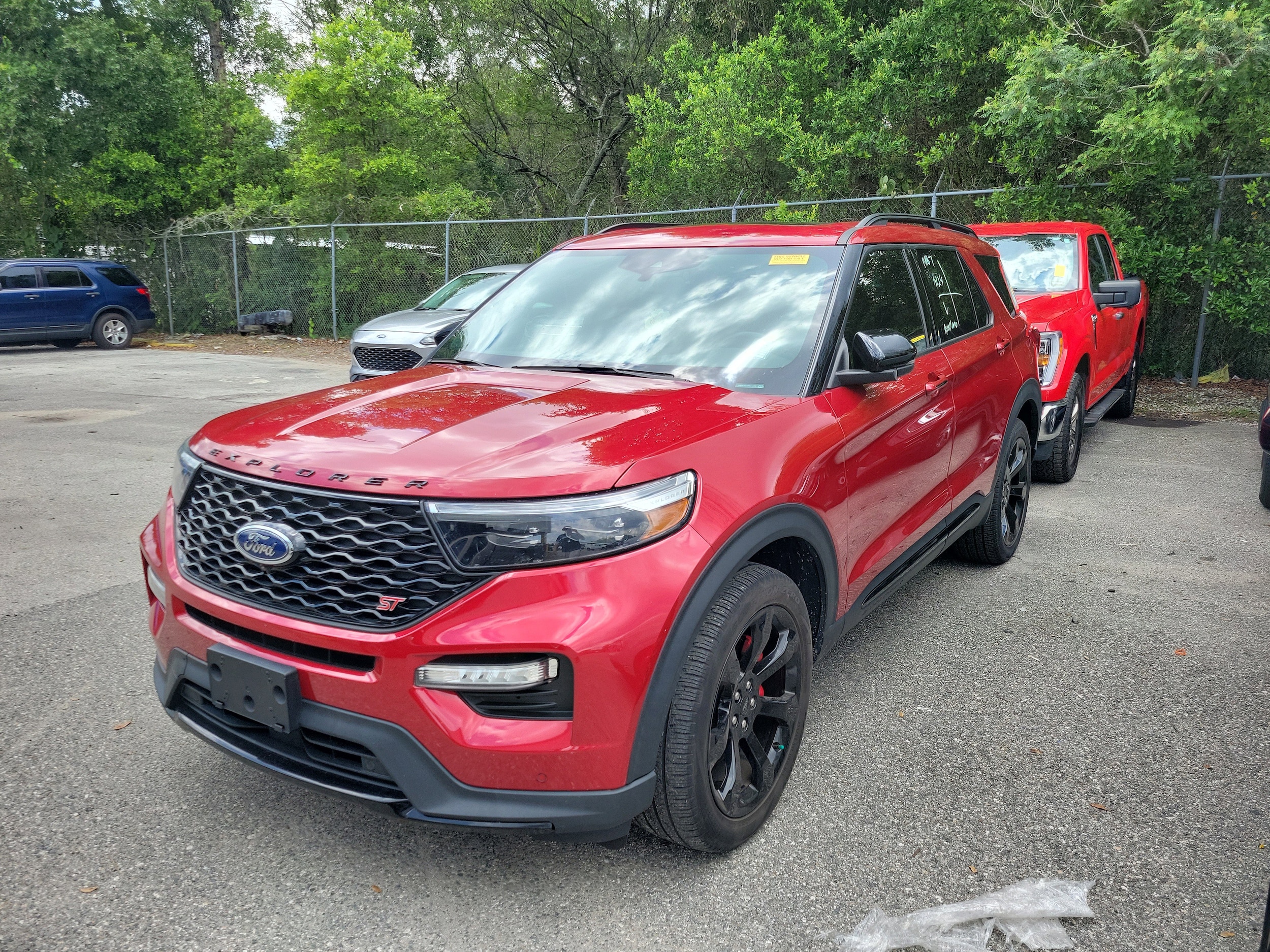 2024 Ford Explorer ST 4WD's photo