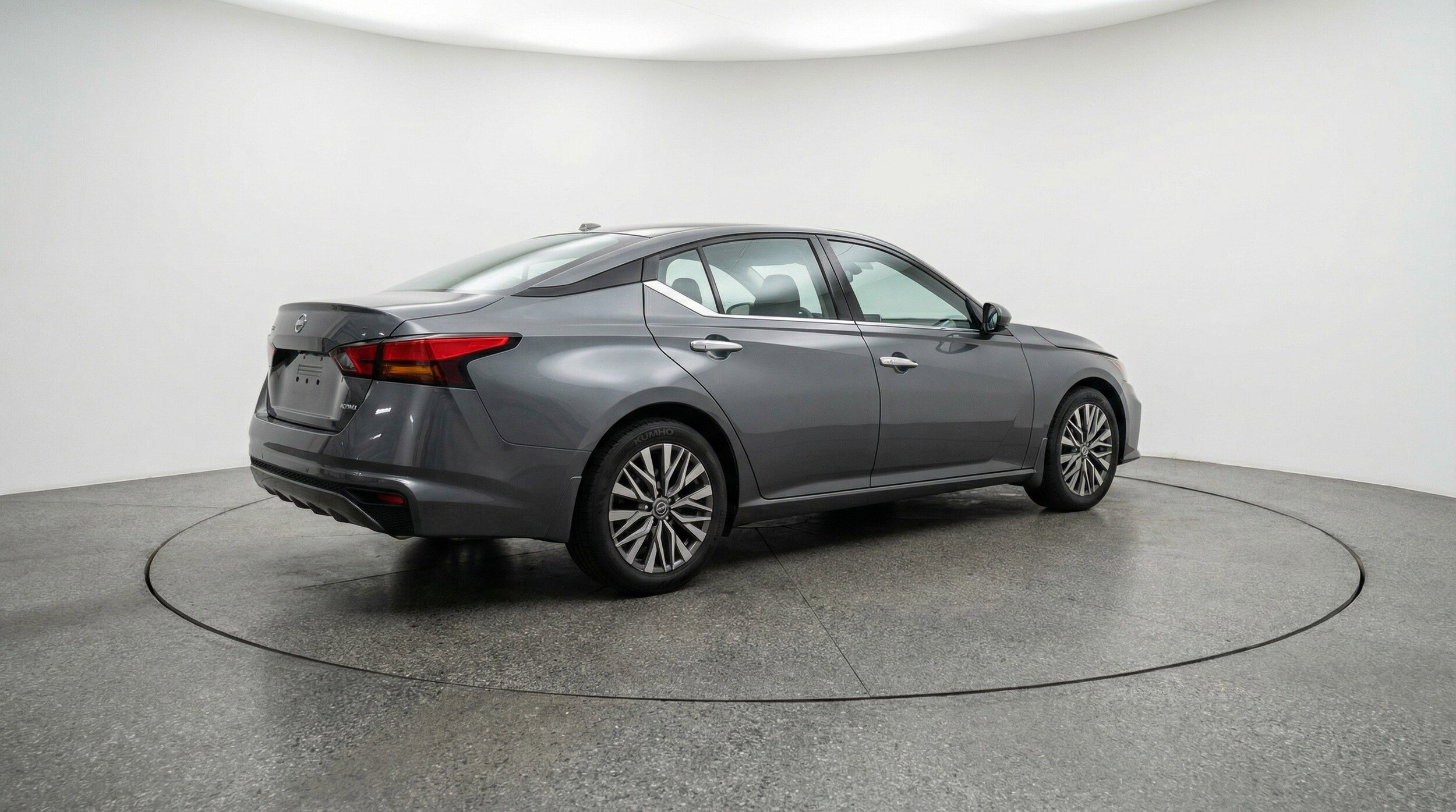 Thumbnail: 2025 Nissan Altima - 9