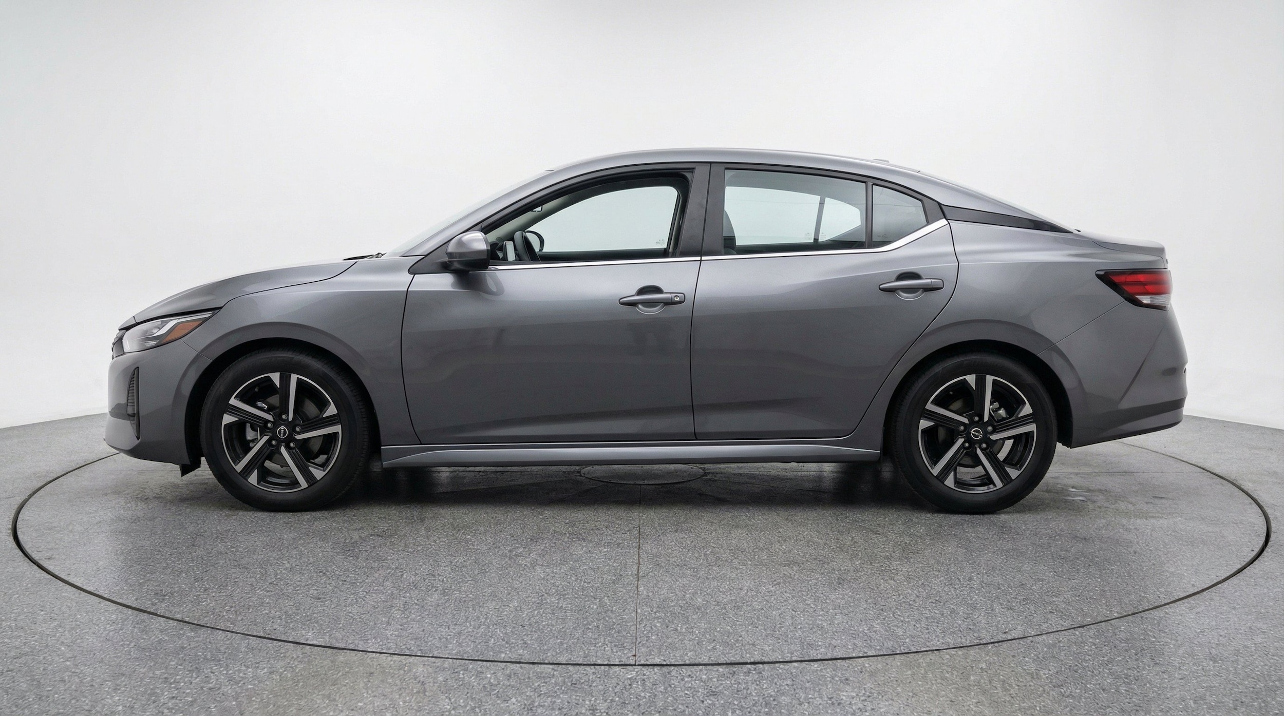Thumbnail: 2025 Nissan Sentra - 5