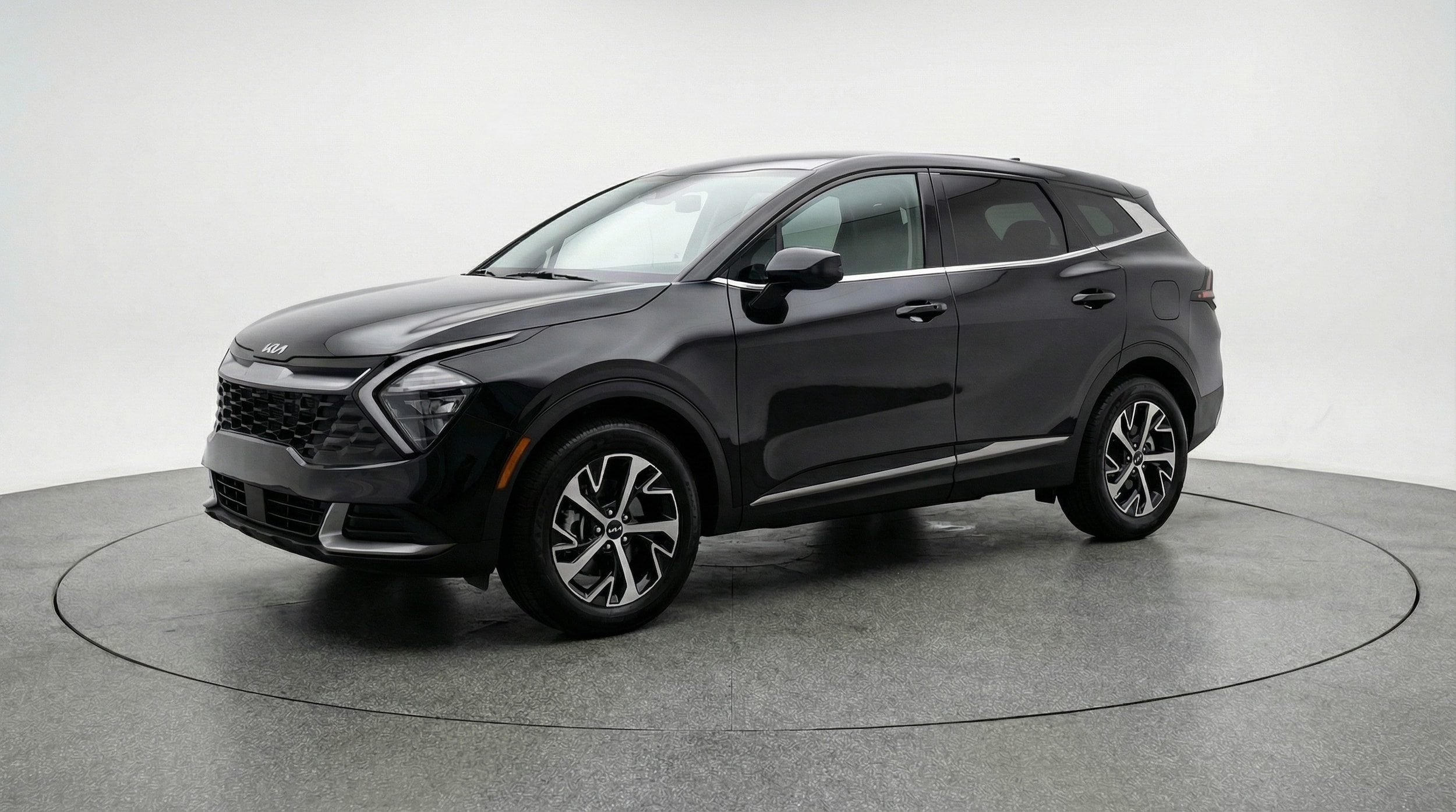 Thumbnail: 2025 Kia Sportage - 3