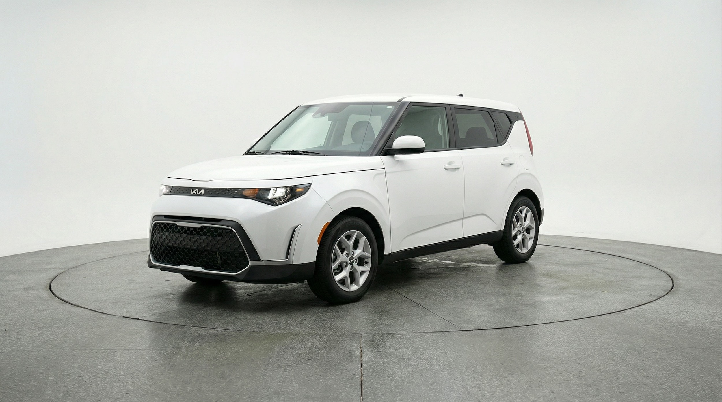 Thumbnail: 2025 Kia Soul - 3