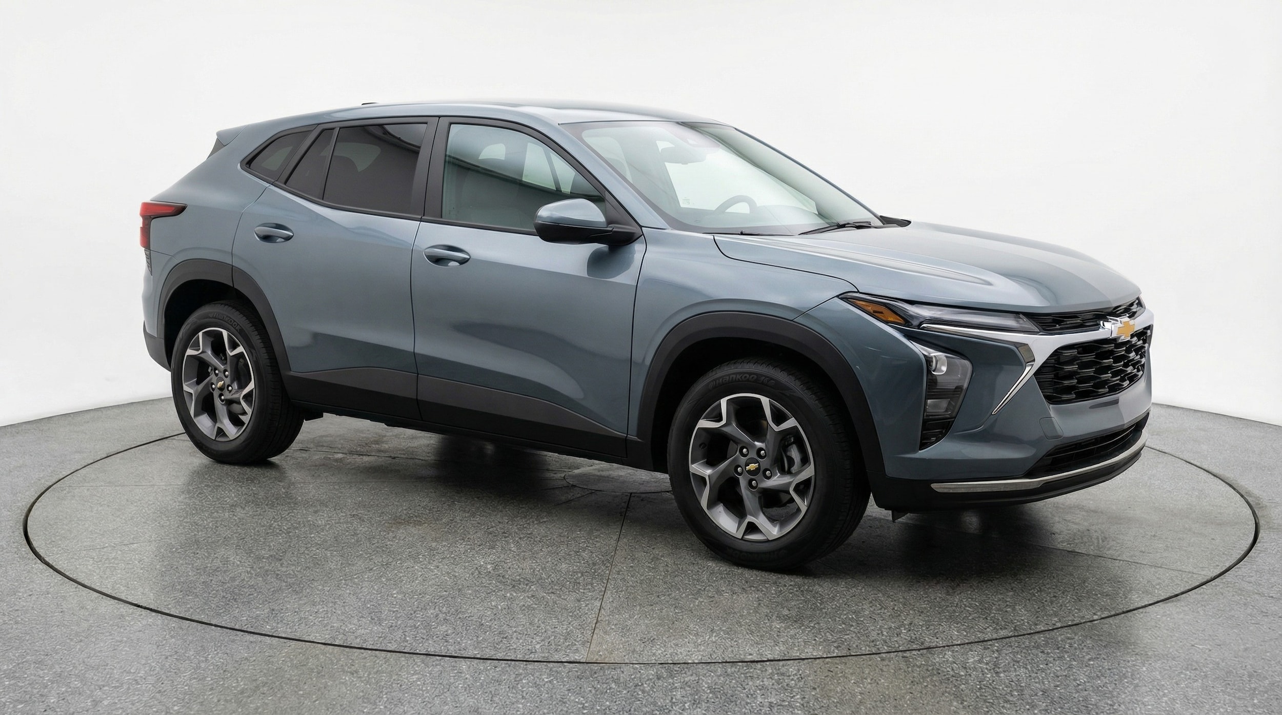 Thumbnail: 2025 Chevrolet Trax - 1