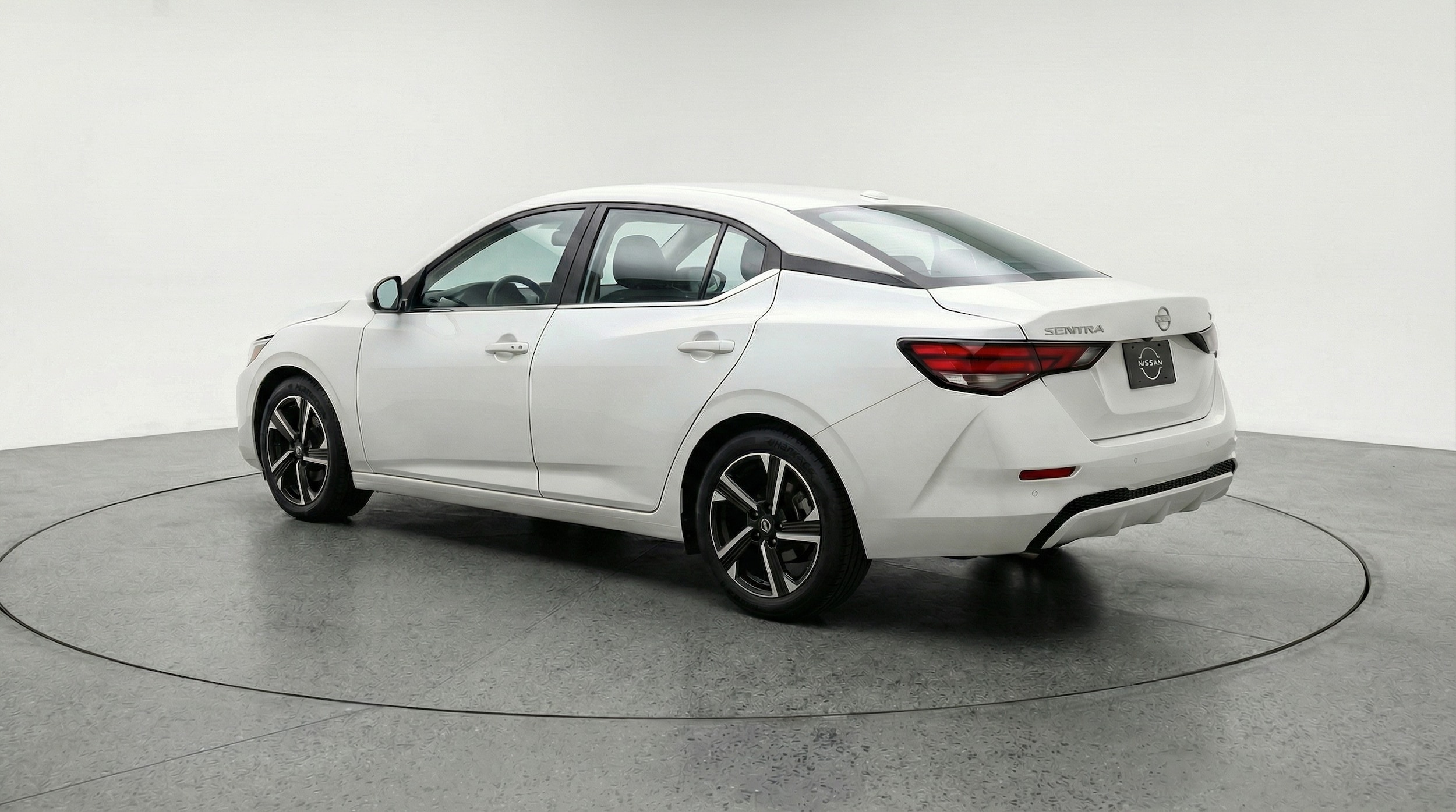 Thumbnail: 2025 Nissan Sentra - 5