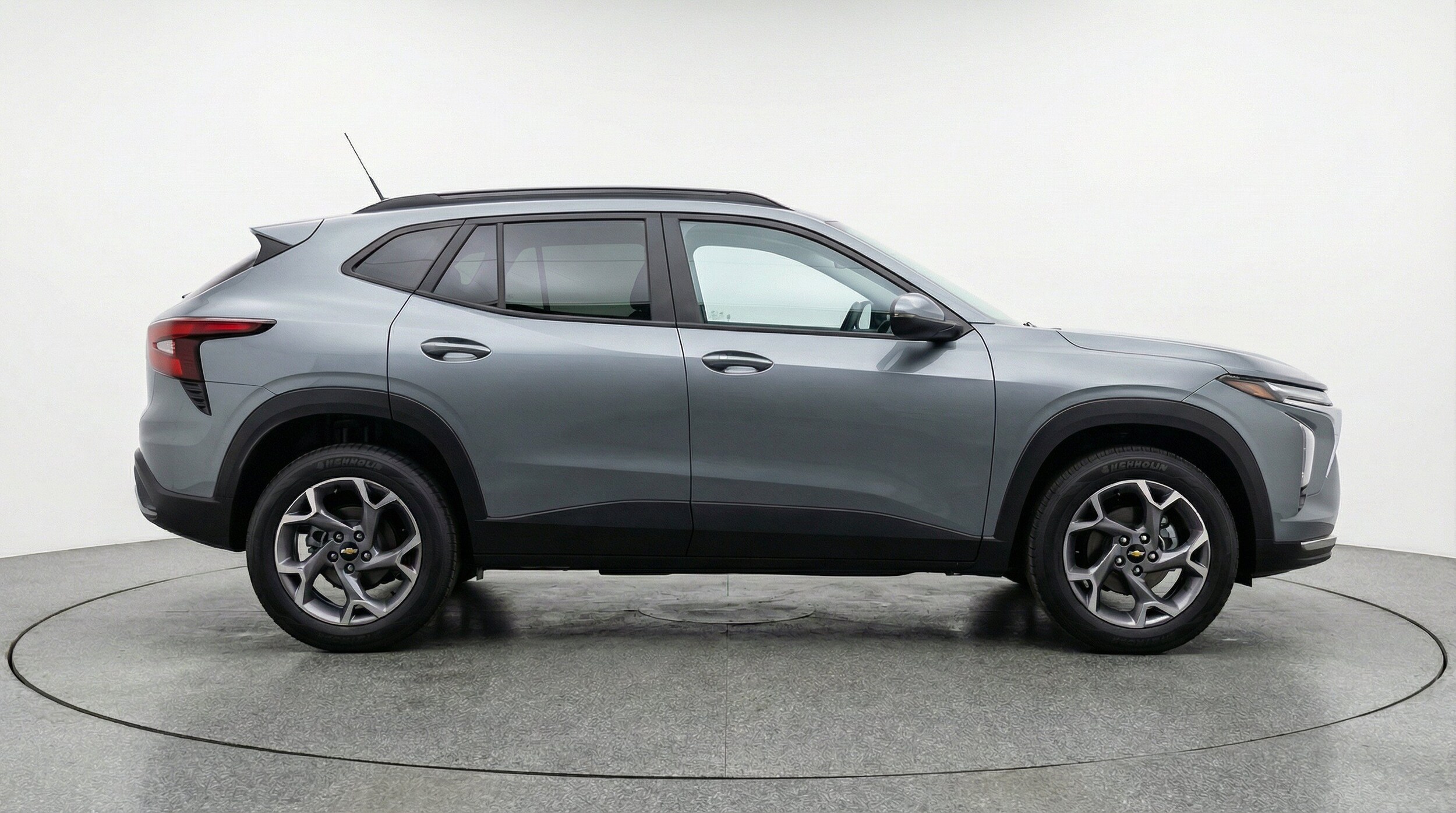 Thumbnail: 2025 Chevrolet Trax - 11