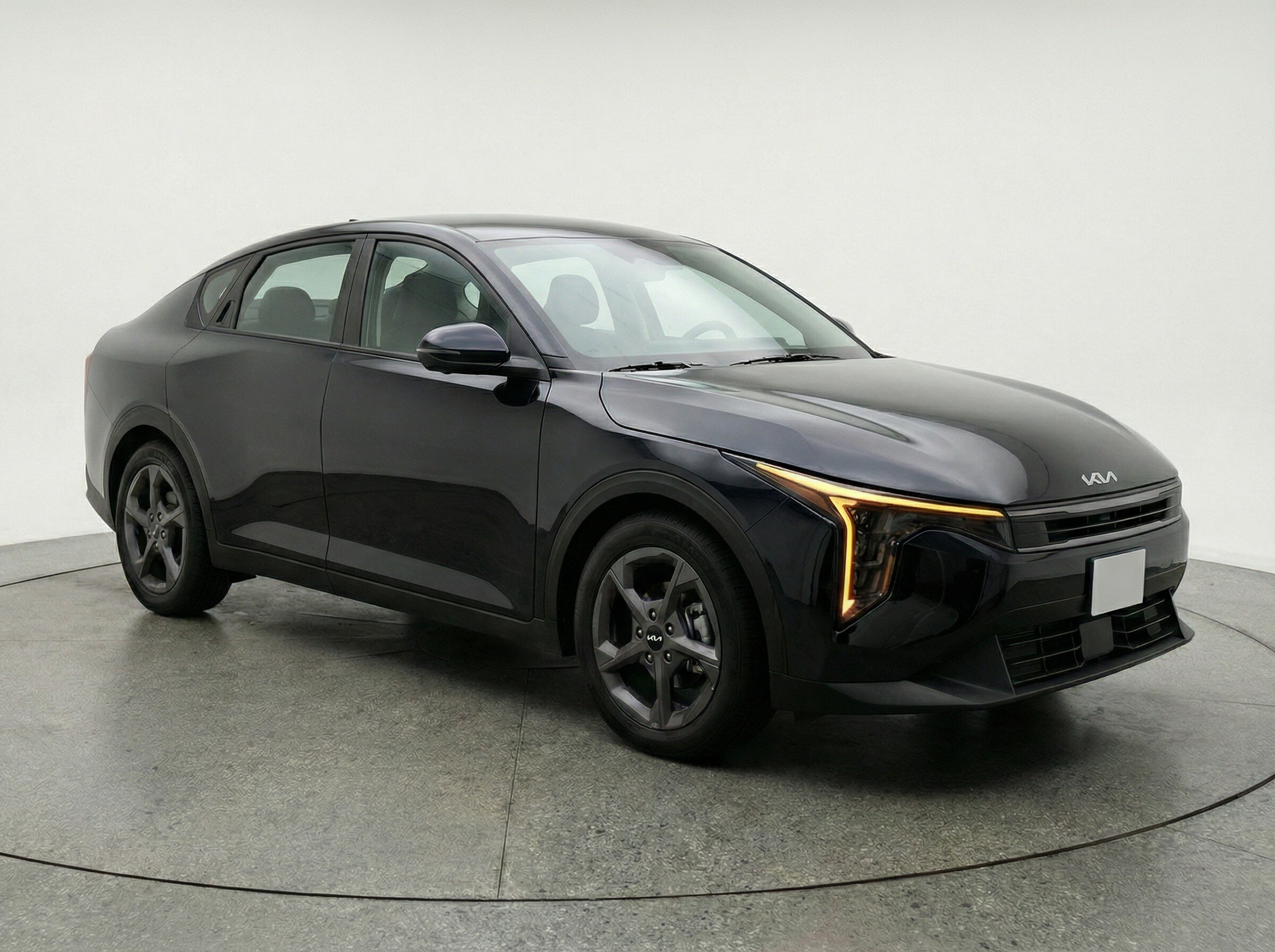 Thumbnail: 2025 Kia K4 - 1