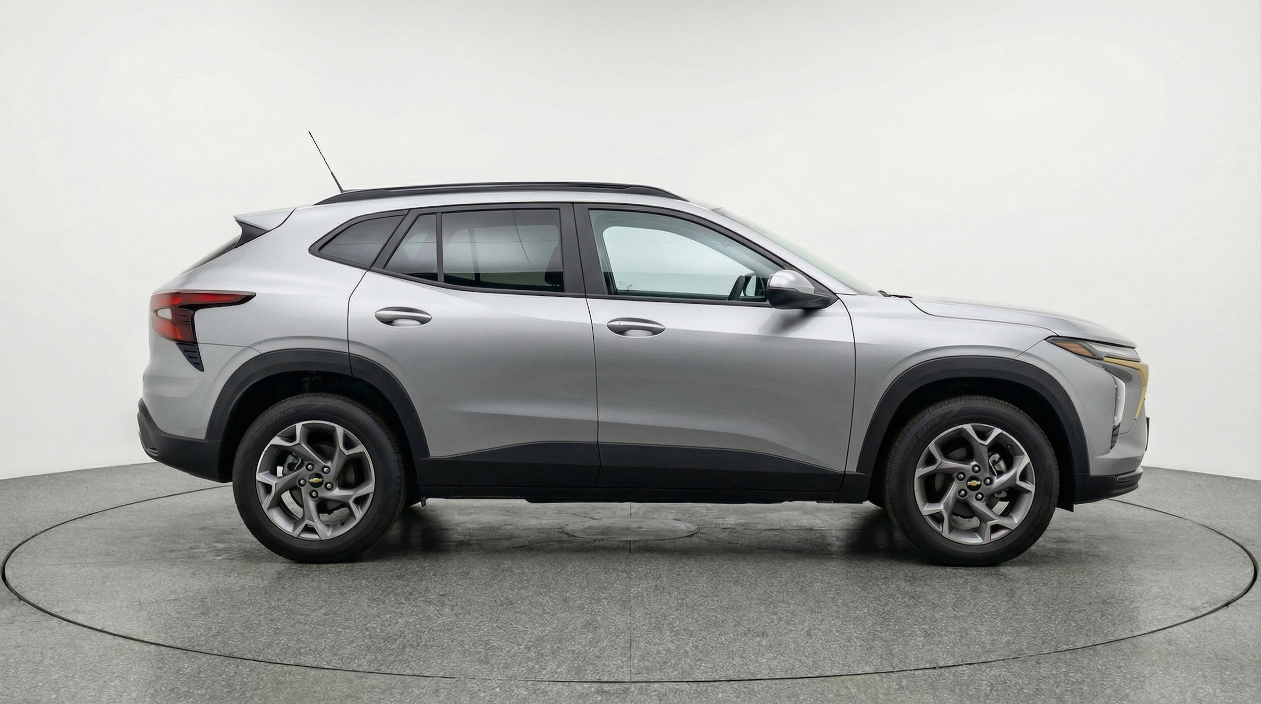 Thumbnail: 2025 Chevrolet Trax - 11
