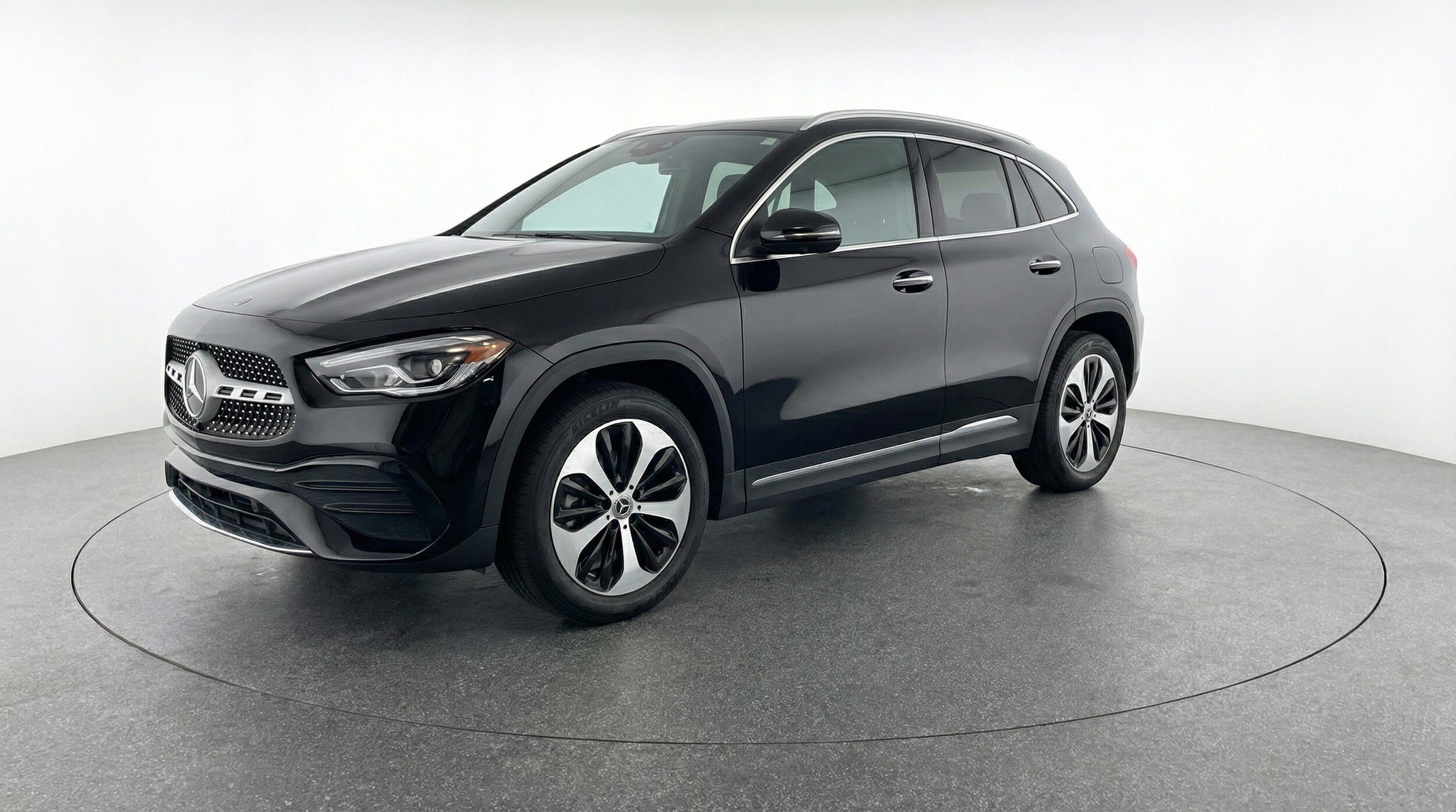 Thumbnail: 2025 Mercedes-Benz GLA - 3